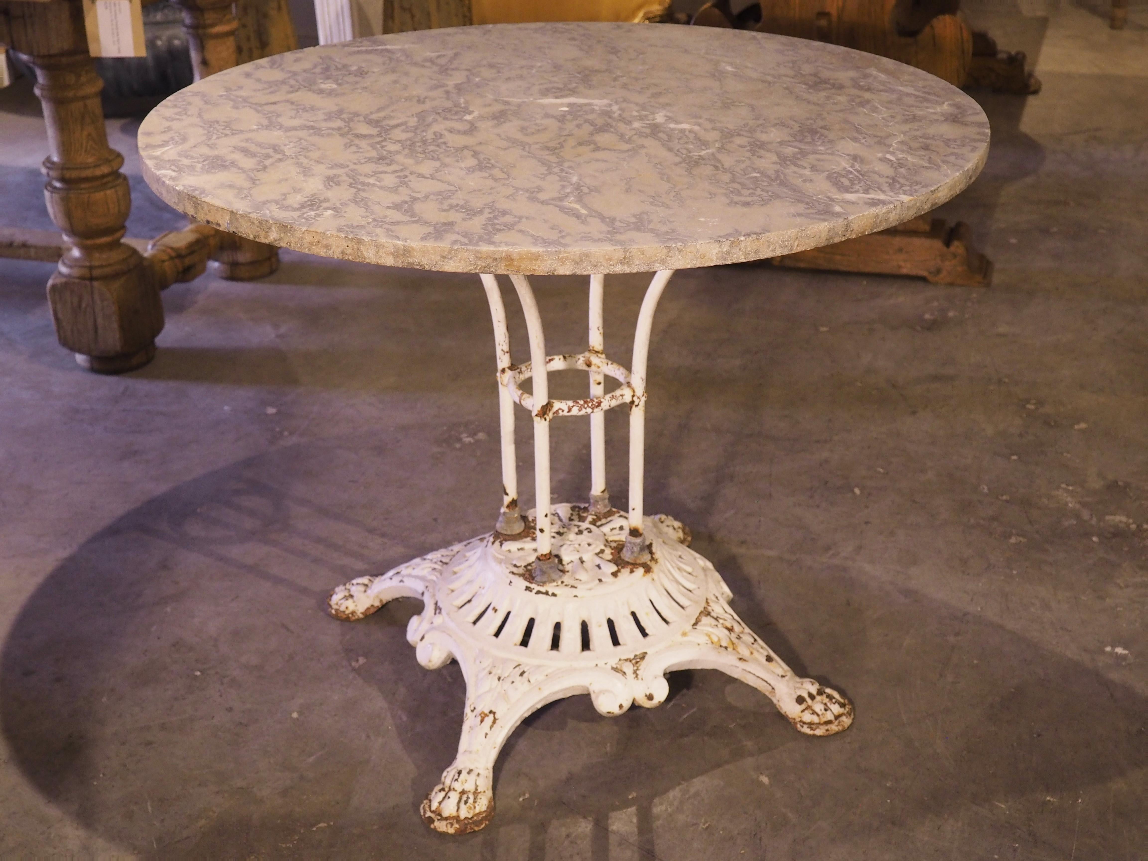 Painted Cast Iron and Marble Bistro Table from France, Early to Mid 1900s For Sale 6