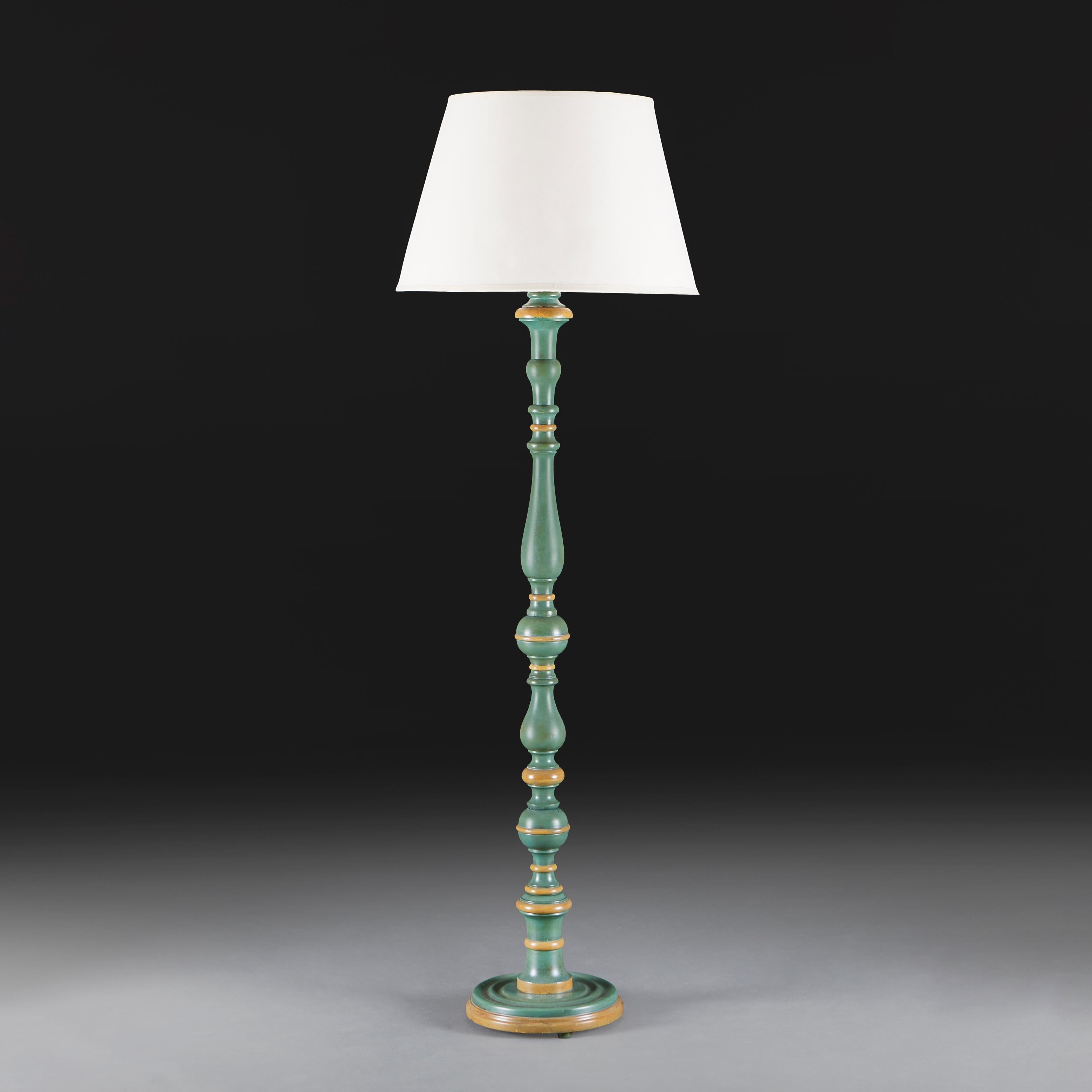 A Painted Italian Blue and Yellow Standard Lamp In Good Condition In London, GB