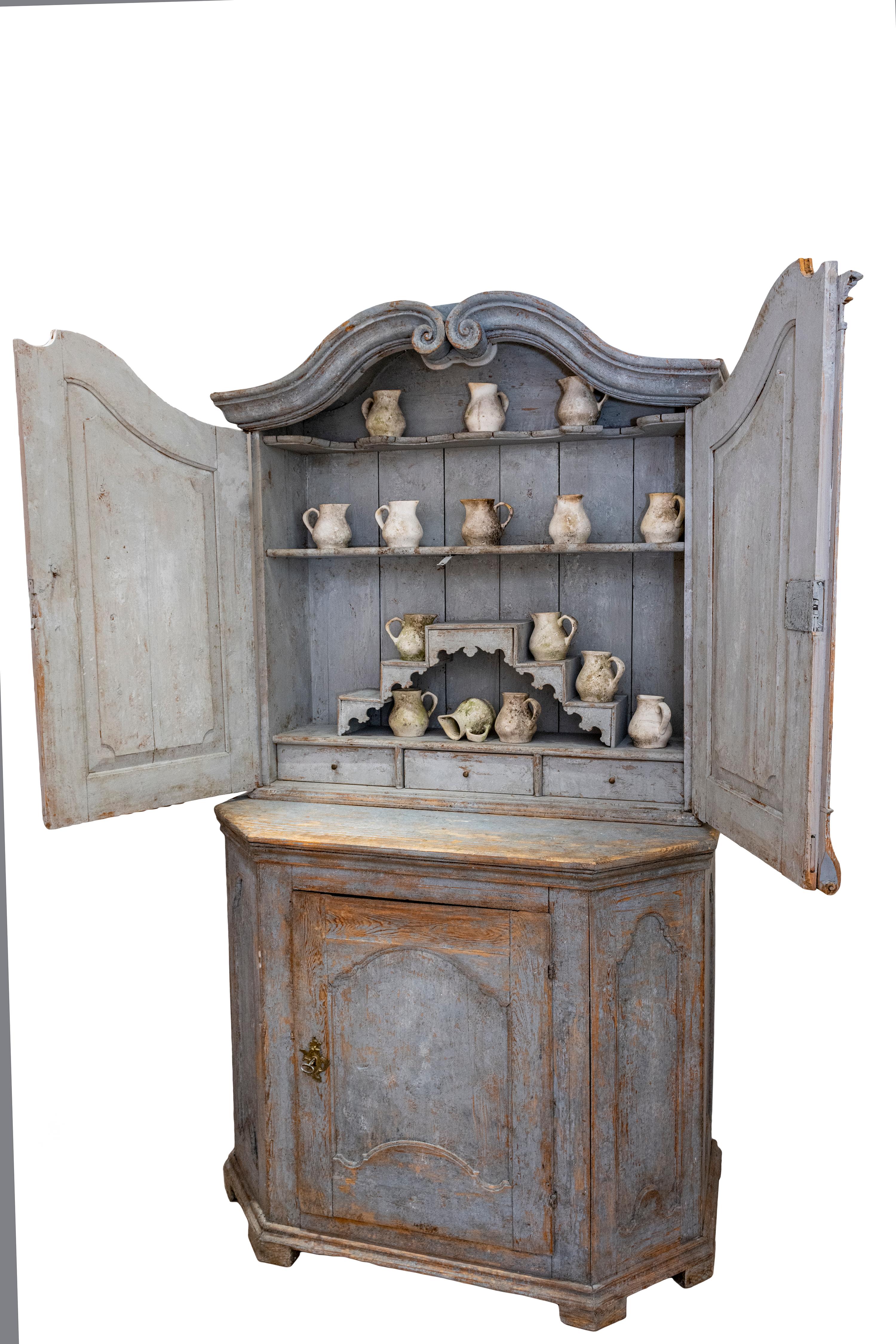 Painted Swedish Provincial Rococo Display Cabinet For Sale 5