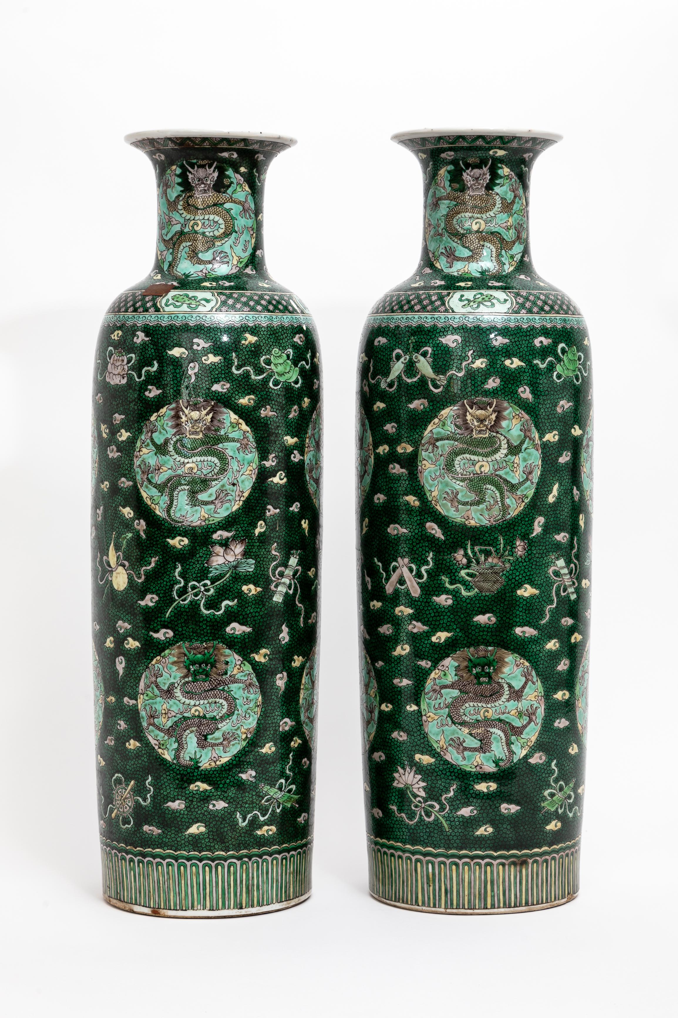 A Pair 18 C. Chinese Kangxi Porcelain Famille Verte Fish-Roe Ground Dragon Vases In Good Condition For Sale In New York, NY