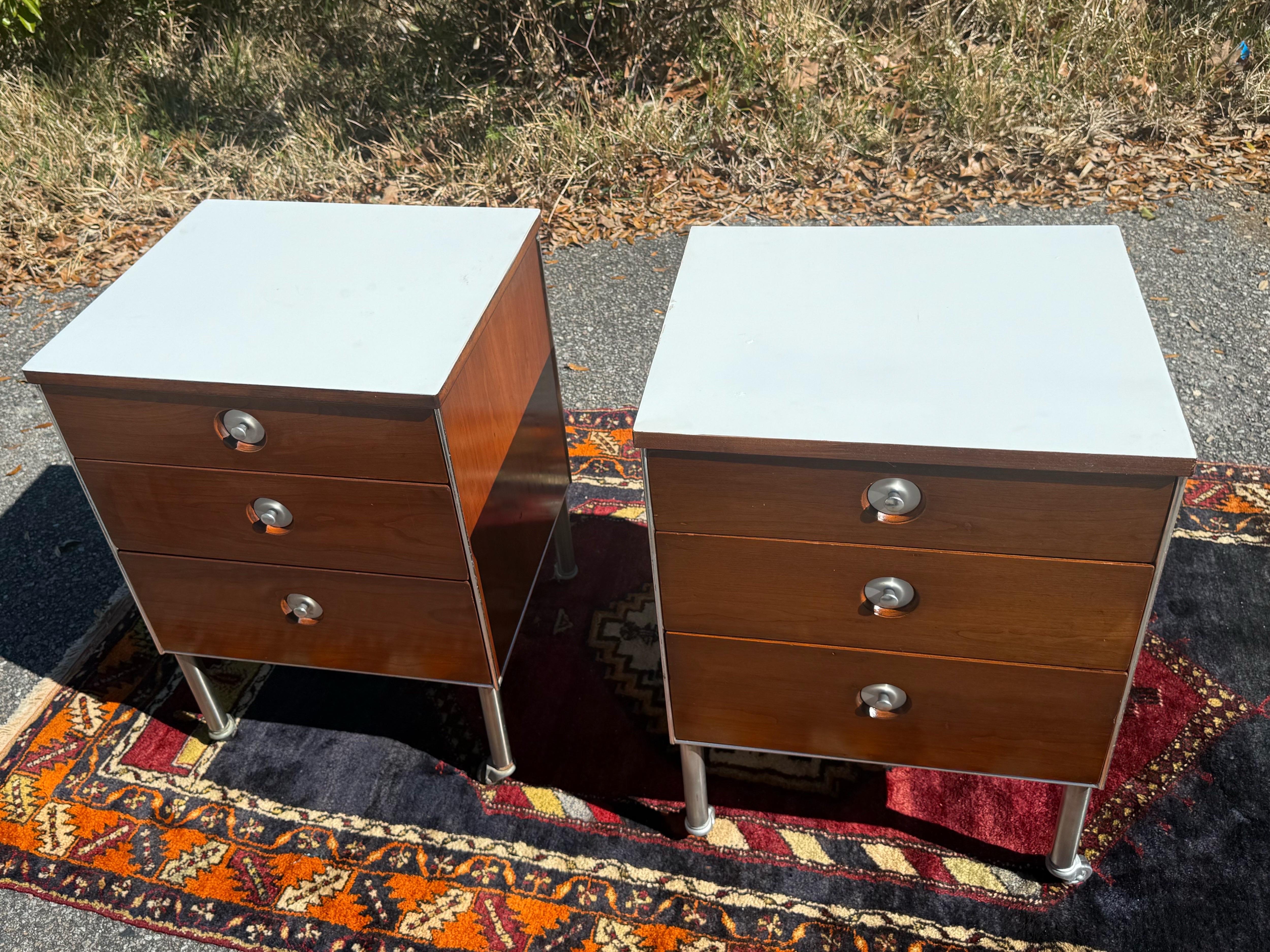 Mid-Century Modern A pair 1950s Raymond Loewy Industrial Rolling 3 Drawer Nightstands or End Tables For Sale