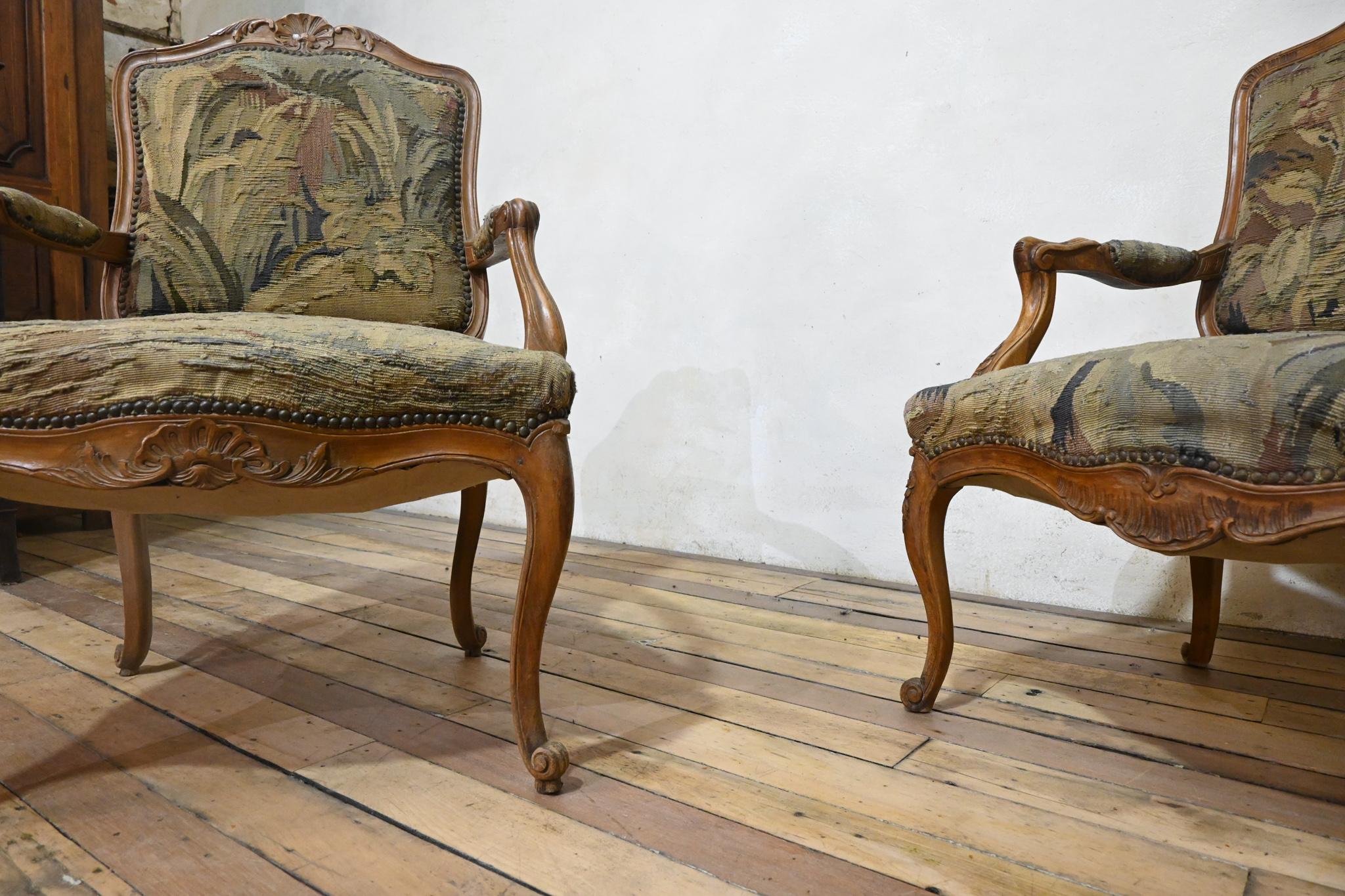 A Near Pair 19th Century French Louis XV Fauteuils Open Armchairs - Tapestry For Sale 5