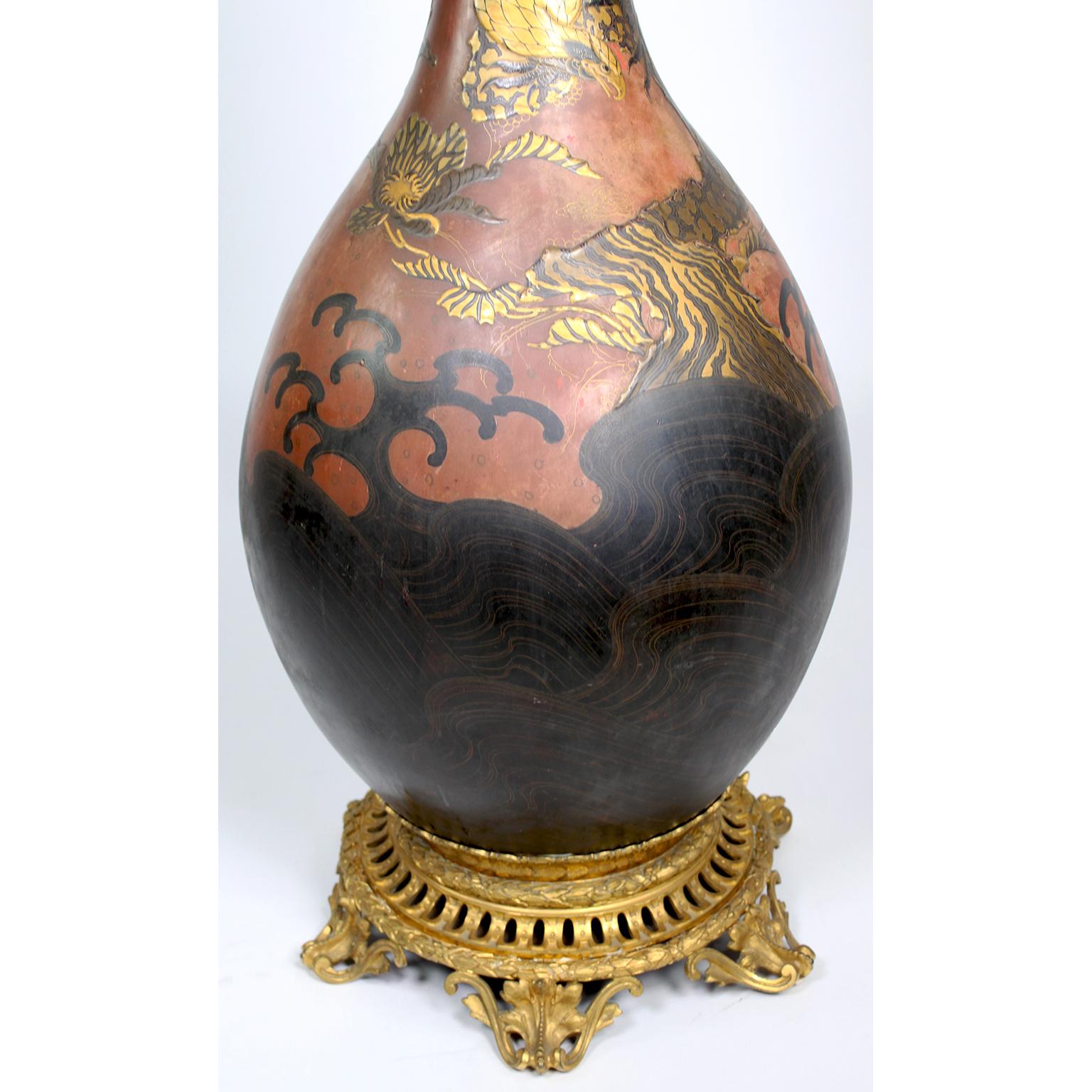 Pair 19th Century Japanese Imari Porcelain & Gilt-Bronze Torchere Candelabra For Sale 12