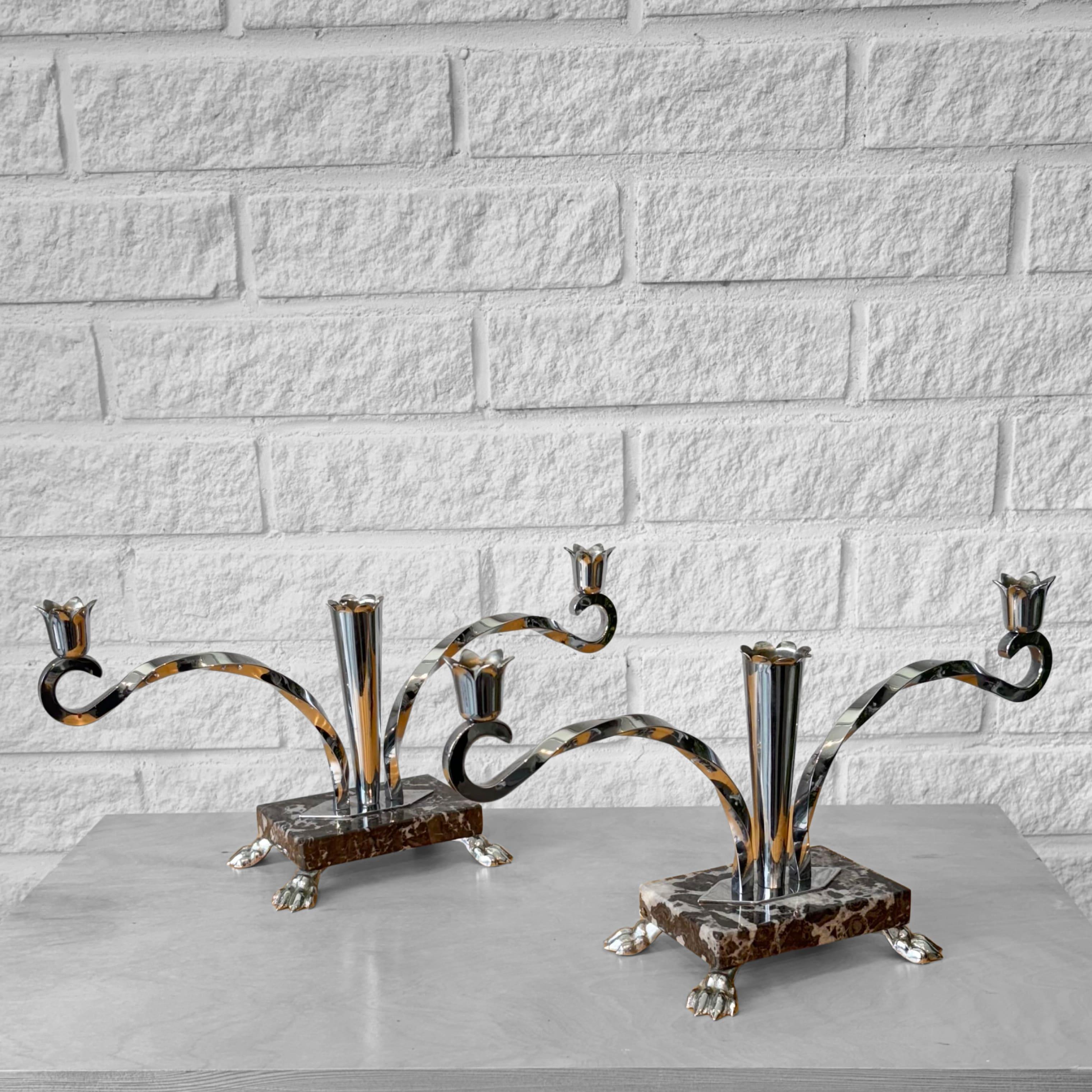 Coppia di candelabri in stile art déco, cromo e marmo, Svezia, anni '50 In condizioni buone in vendita a Forserum, SE