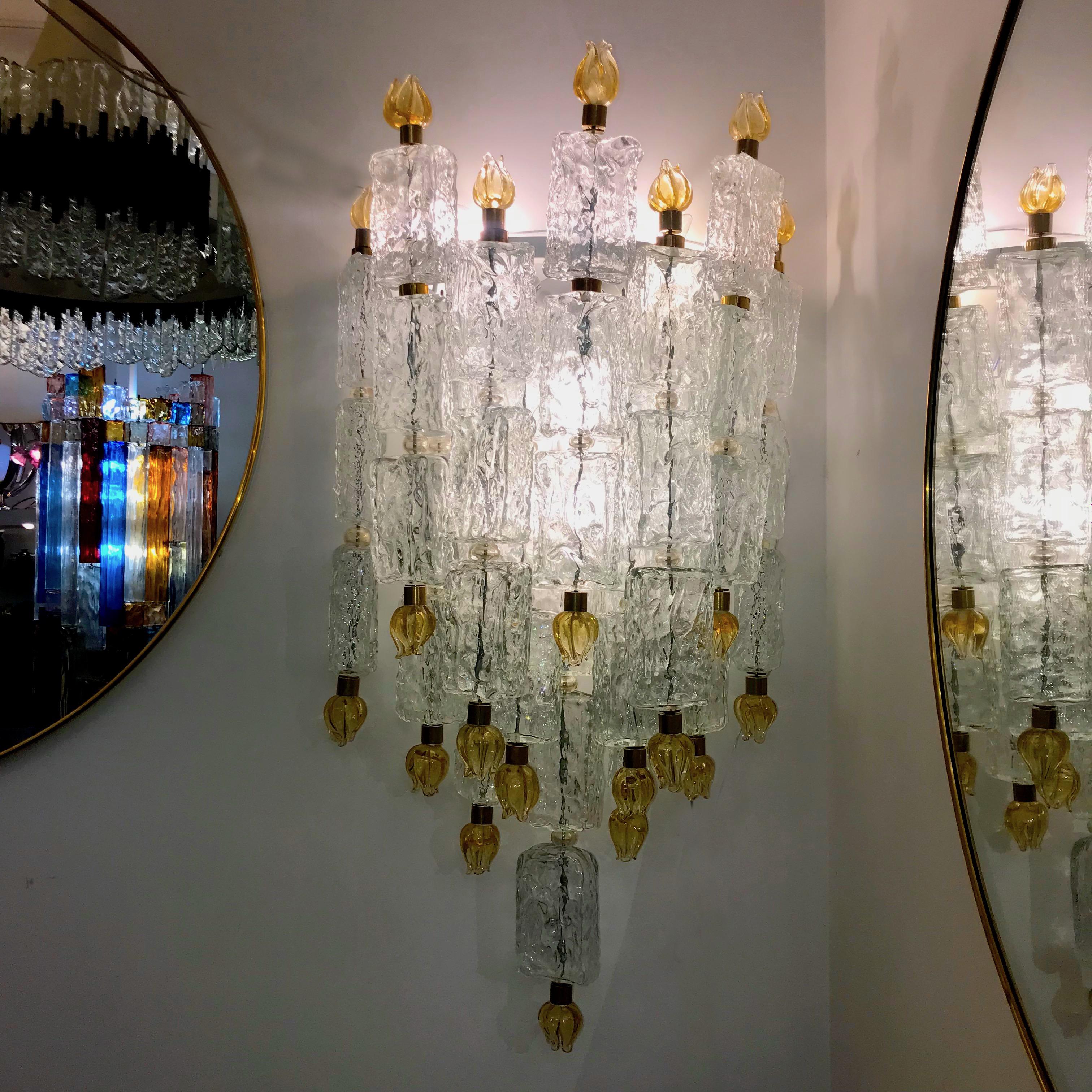 Mid-20th Century Pair of Barovier & Toso Glass Blocks with Gold Tulip Sconces, 1940 For Sale