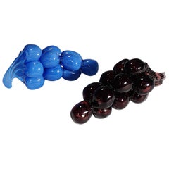 Retro Pair of Bunches of Grapes in Murano Glass, Manufactured, circa 1960