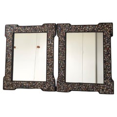 Paire de miroirs en bois doré décorés de mosaïques colorées Portugal années 1950