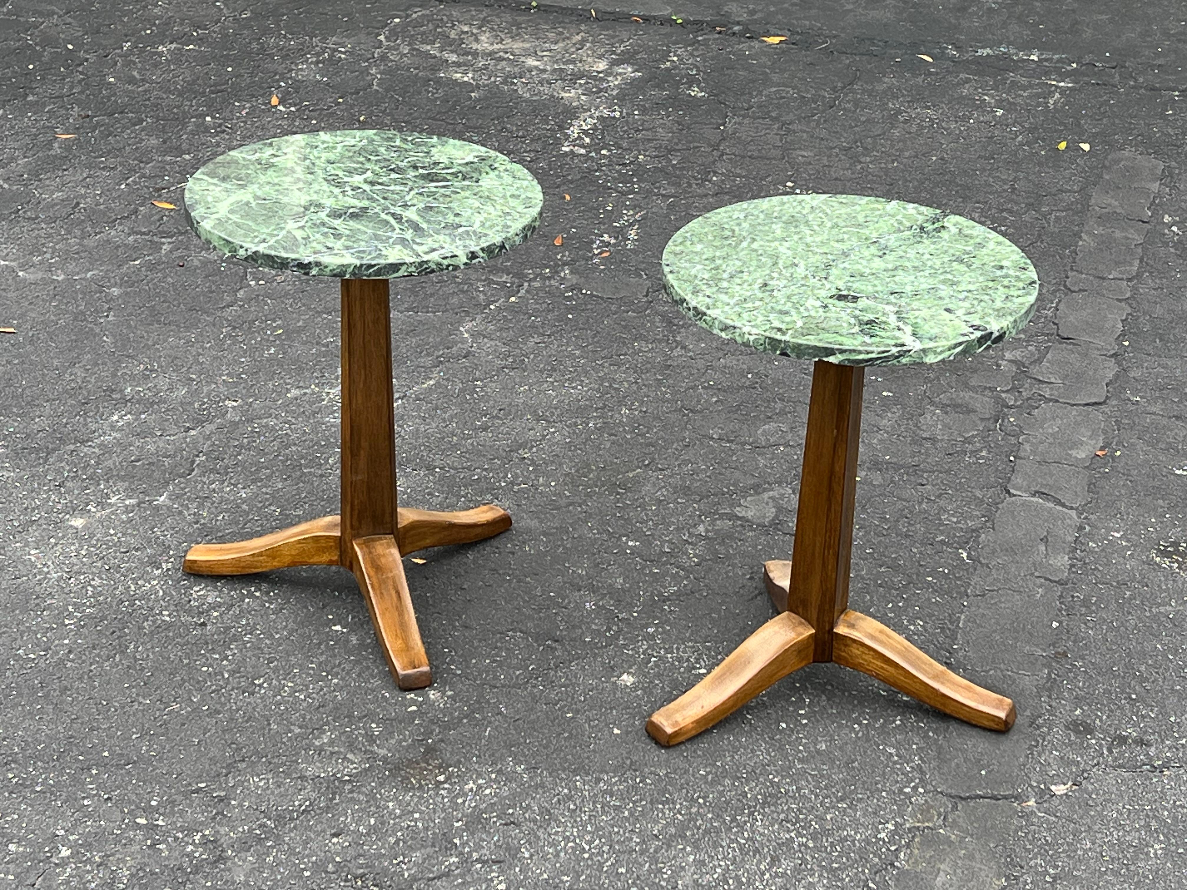 A Pair Dunbar Gueridons With Green Marble Tops In Good Condition For Sale In St.Petersburg, FL
