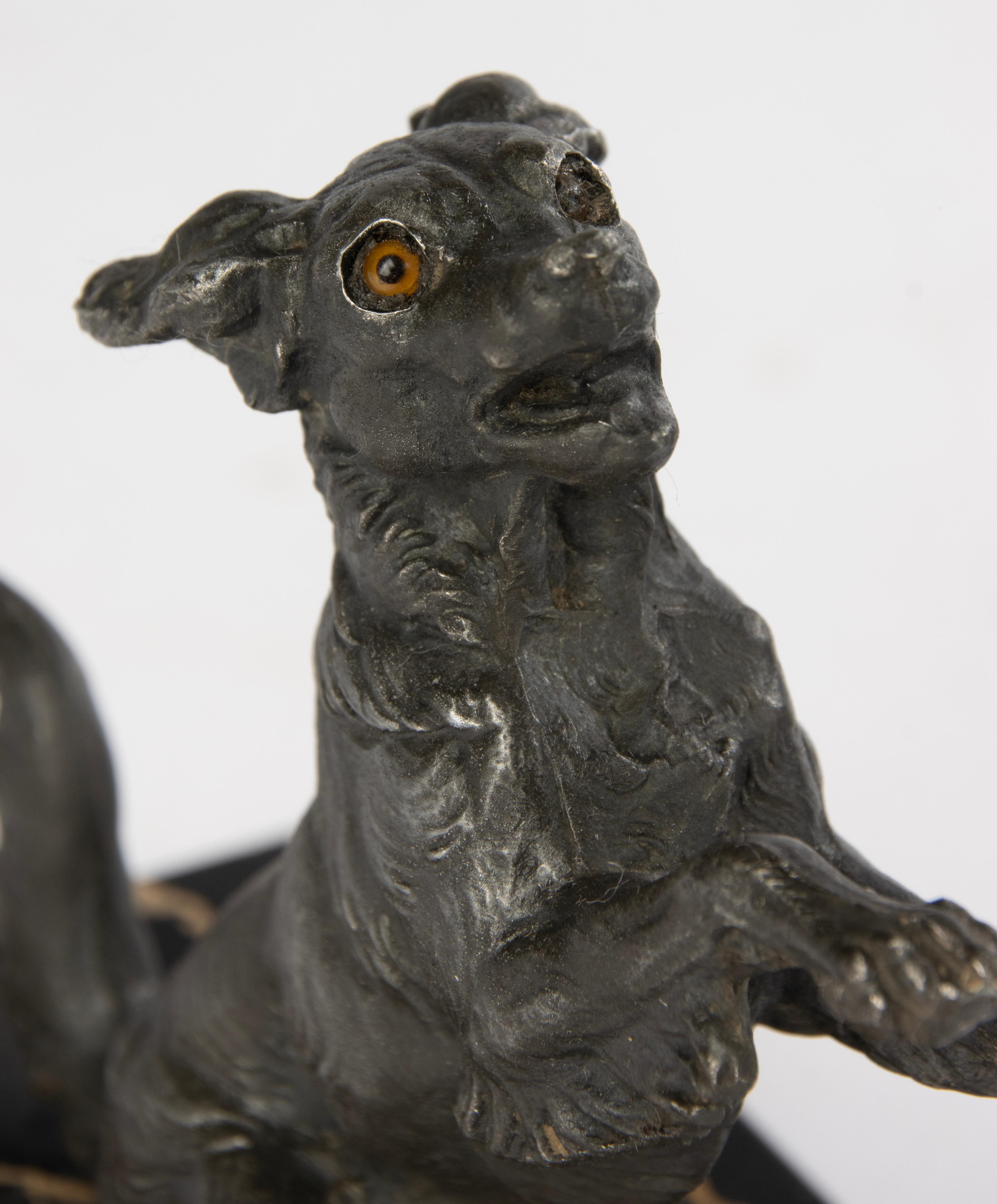 Paire de serre-livres du début du 20e siècle - Figurines de chien et de chat - Art déco en vente 2