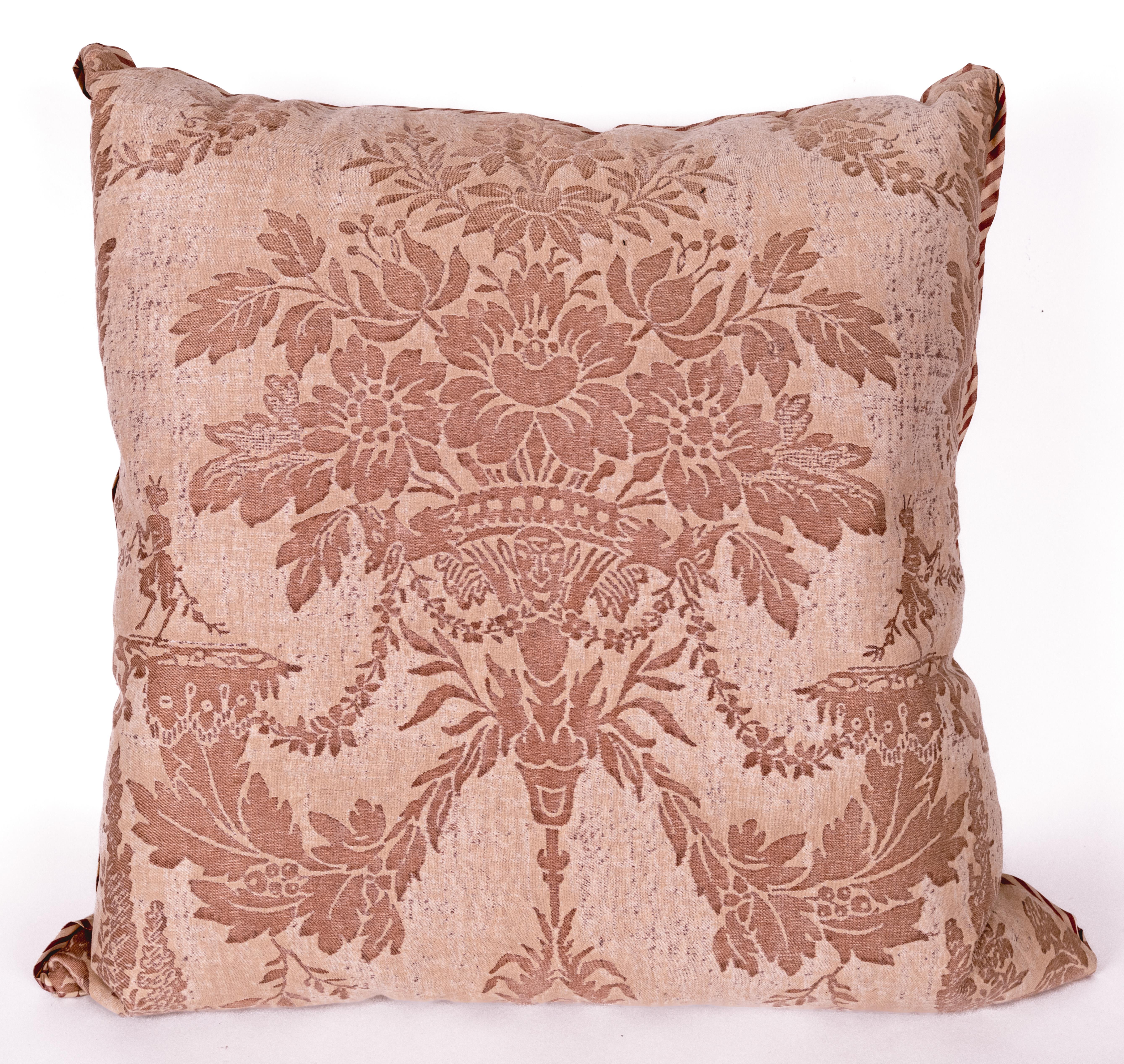Contemporary A Pair Fortuny Fabric Cushions in the Boucher Pattern For Sale