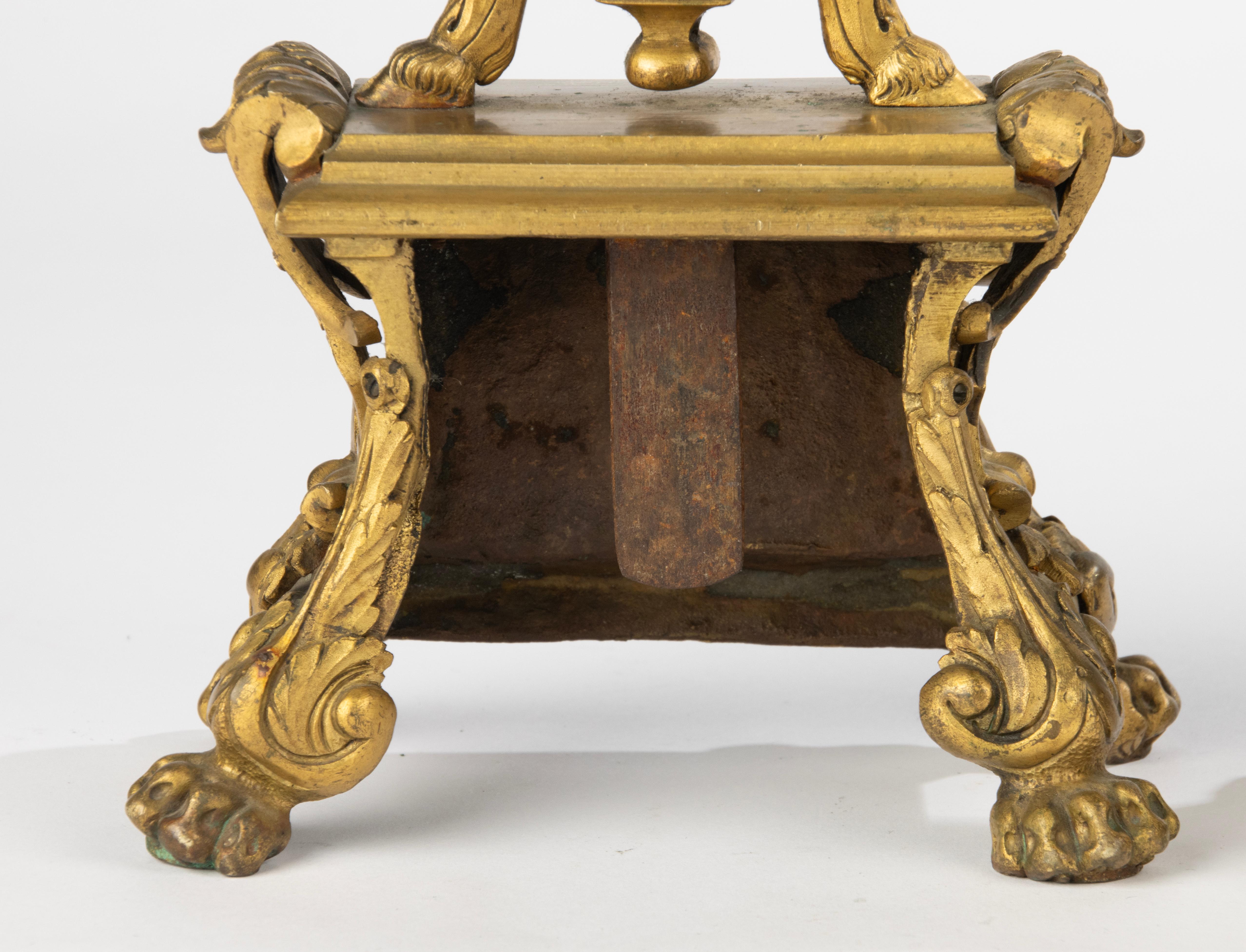 Pareja de Soportes de Chimenea / Andirones de Bronce Dorado - Estilo Renacentista en venta 5