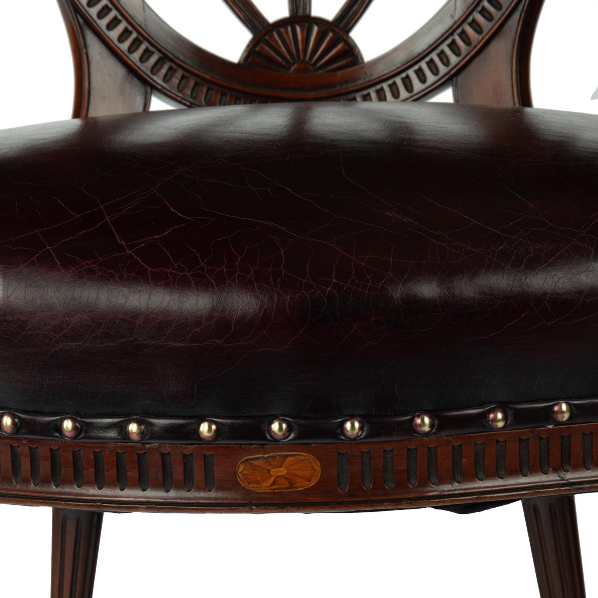 Paar Mahagoni-Sessel im Hepplewhite-Stil aus Mahagoni im Angebot 1