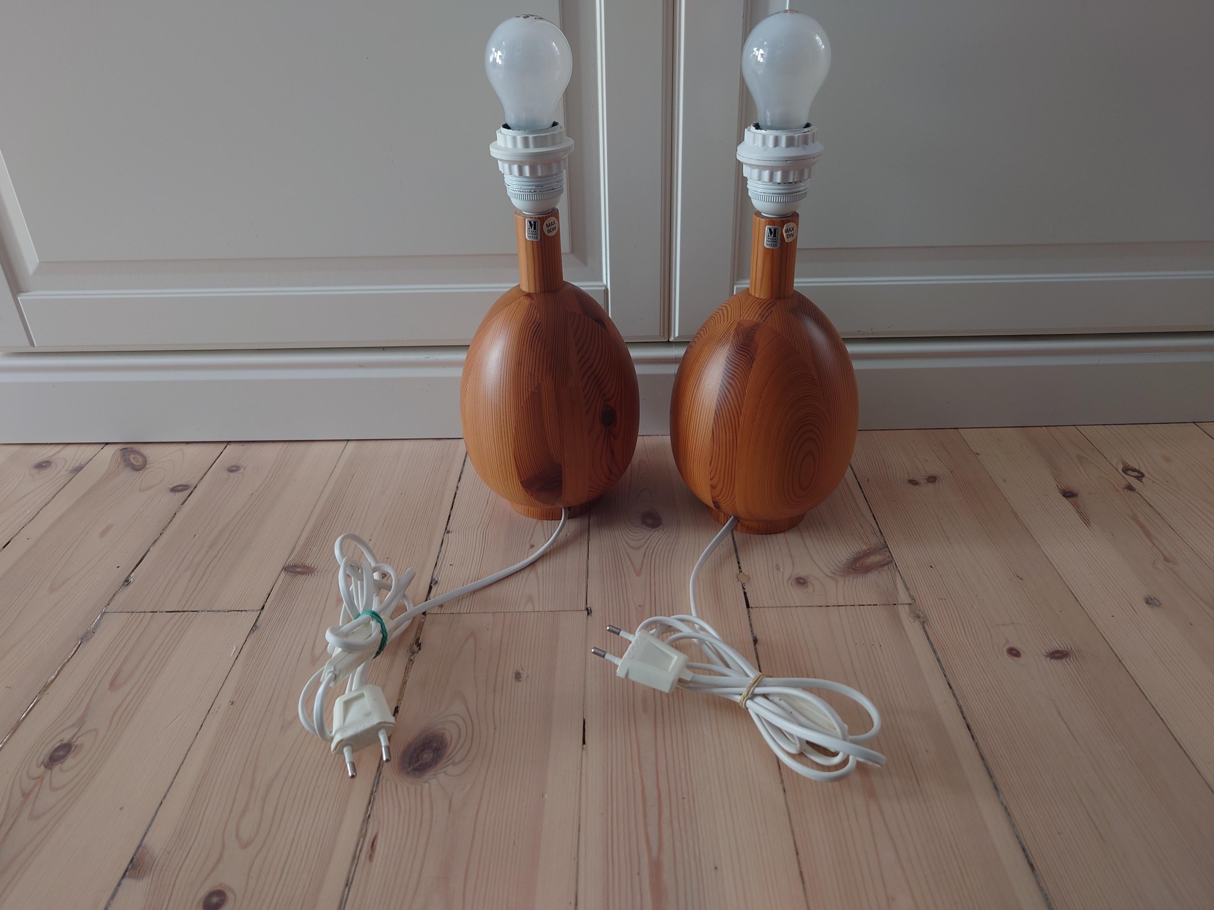 A pair Markslöjd Minimalist Table Lamps, Solid Pine, Kinna, Sweden, c. 1970s For Sale 7
