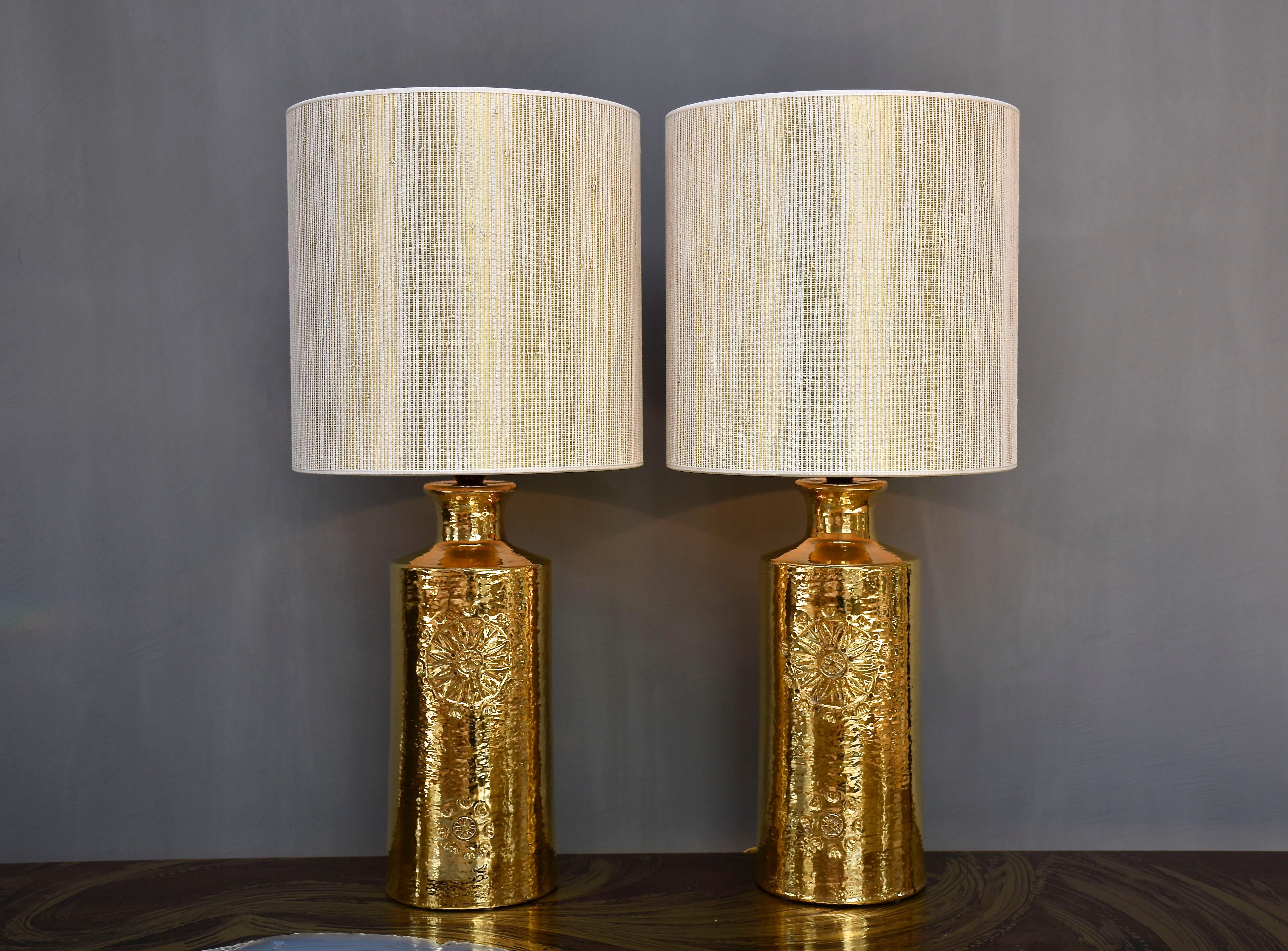 Ceramic A pair mid-century ceramic gold glazed table lamps by Bitossi for Bergboms For Sale