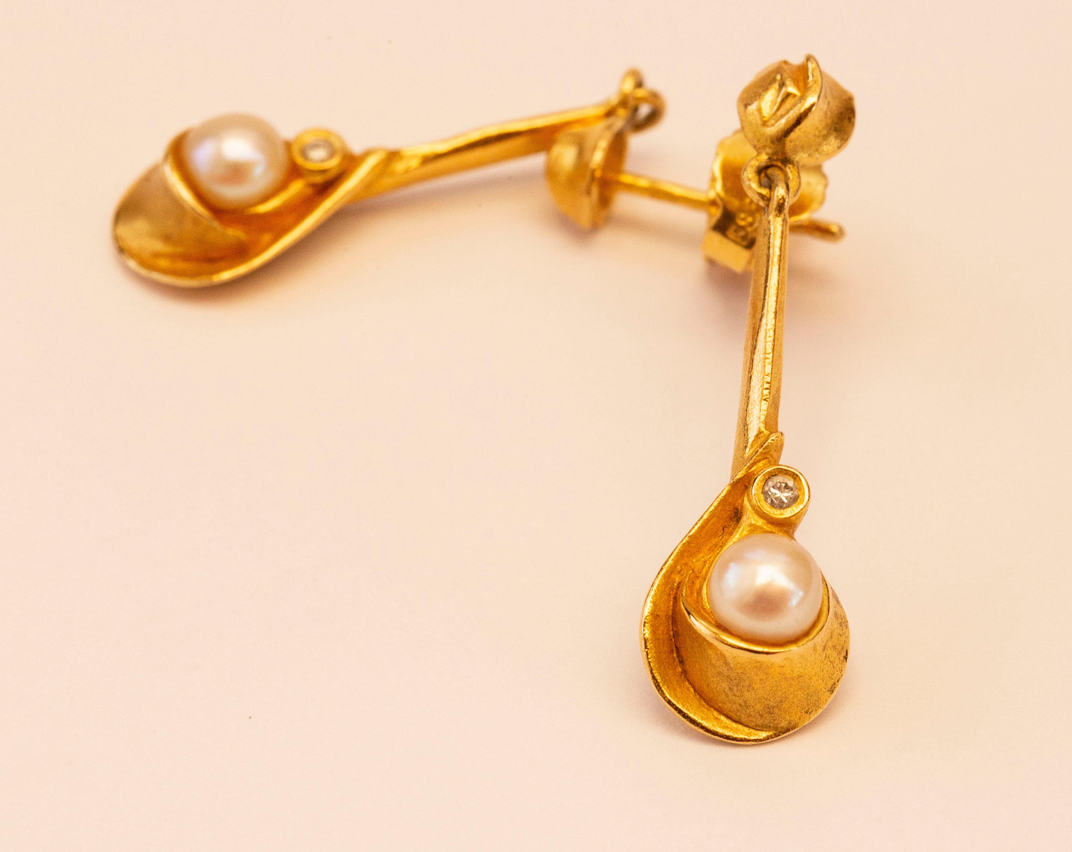 Round Cut A Pair of 14 Karat Yellow Gold Earrings with Akoya Pearl and Diamond For Sale