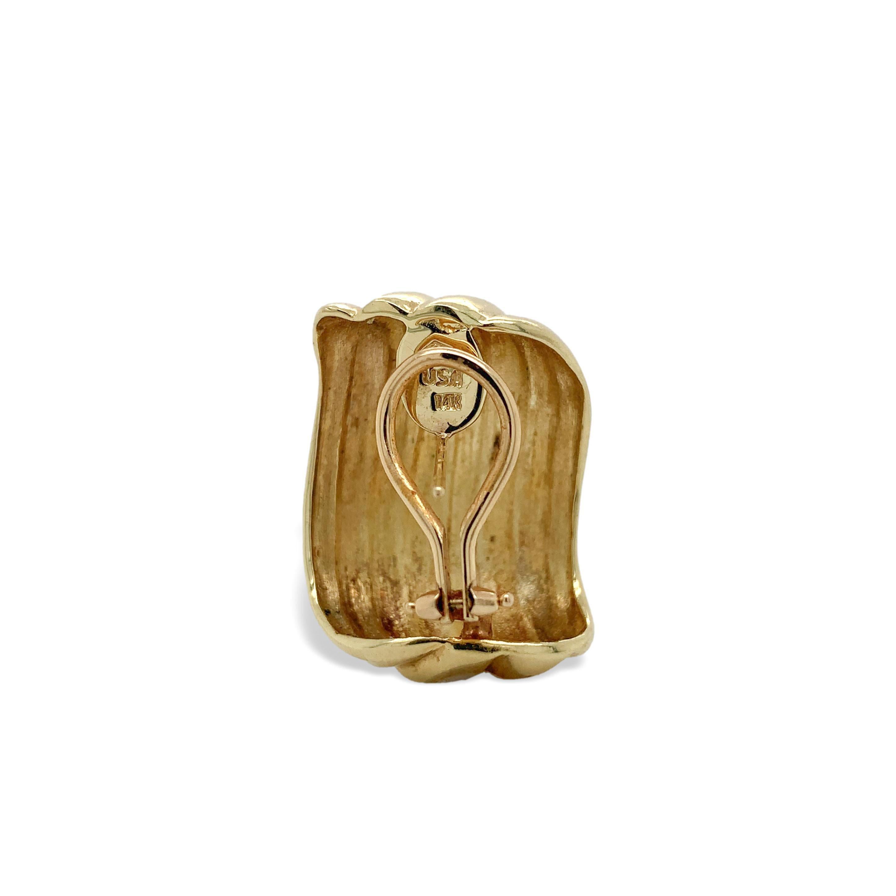 Ein Paar schwere, kühne Ohrringe aus 14 Karat Gelbgold 28.2 g im Zustand „Gut“ in Big Bend, WI