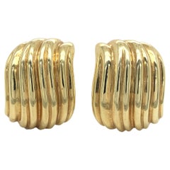 Ein Paar schwere, kühne Ohrringe aus 14 Karat Gelbgold 28.2 g