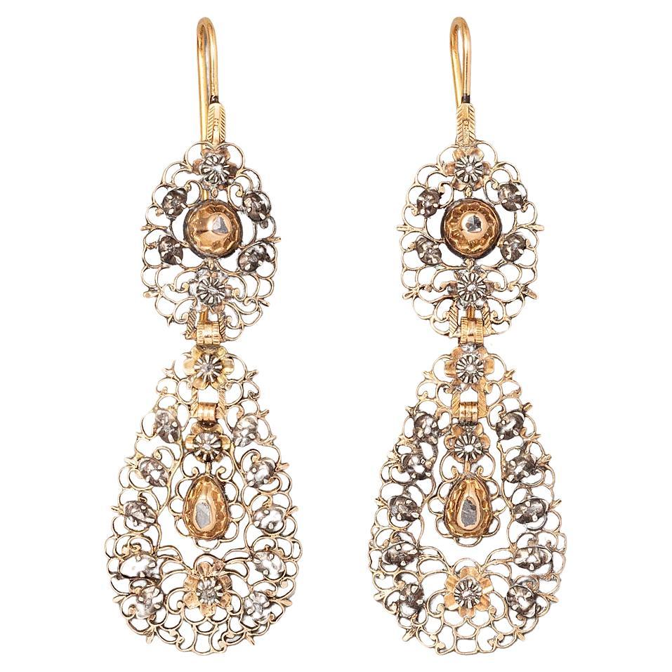 A pair of 15 carat gold and silver Georgian Flemish long earrings For Sale