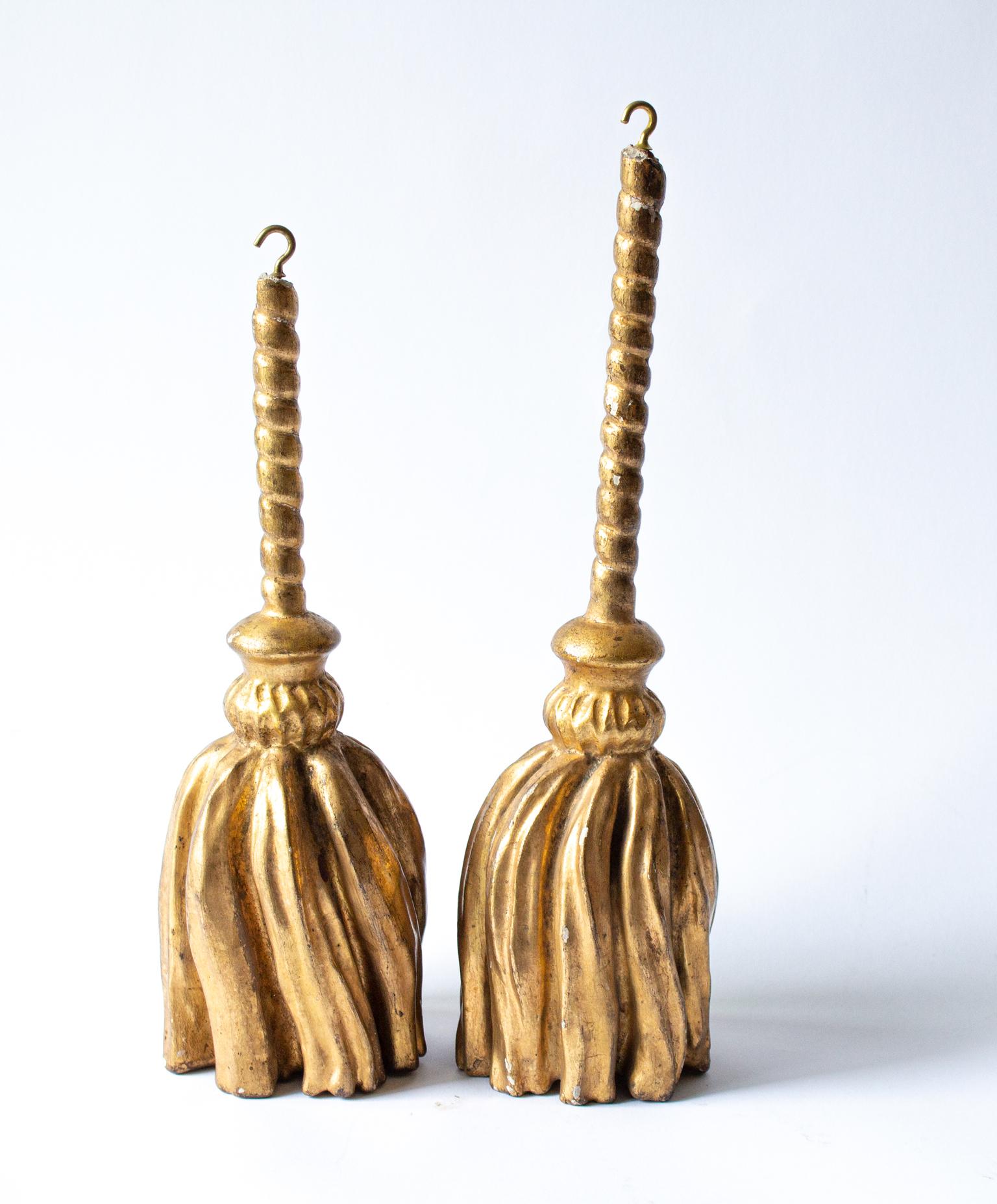 18th Century and Earlier Pair of 17th Century Carved Antique Swedish Gustavian Gilt Tassels For Sale