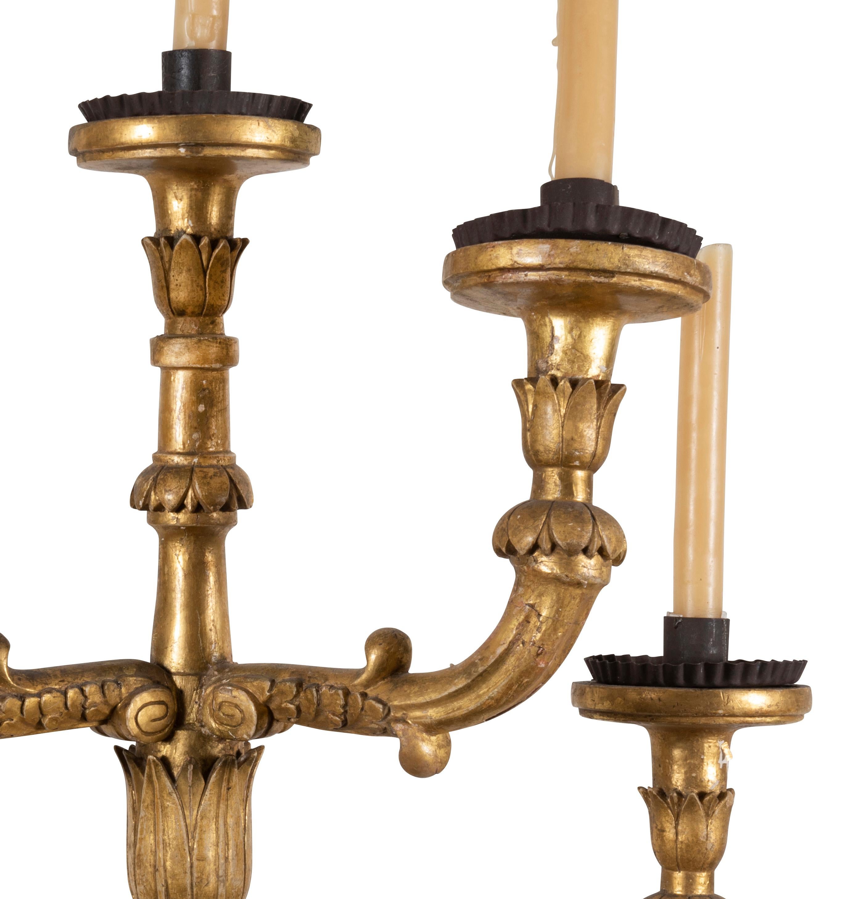 Wood A Pair of 17th Century Spanish Carlos II Carved Giltwood Wall Sconces For Sale