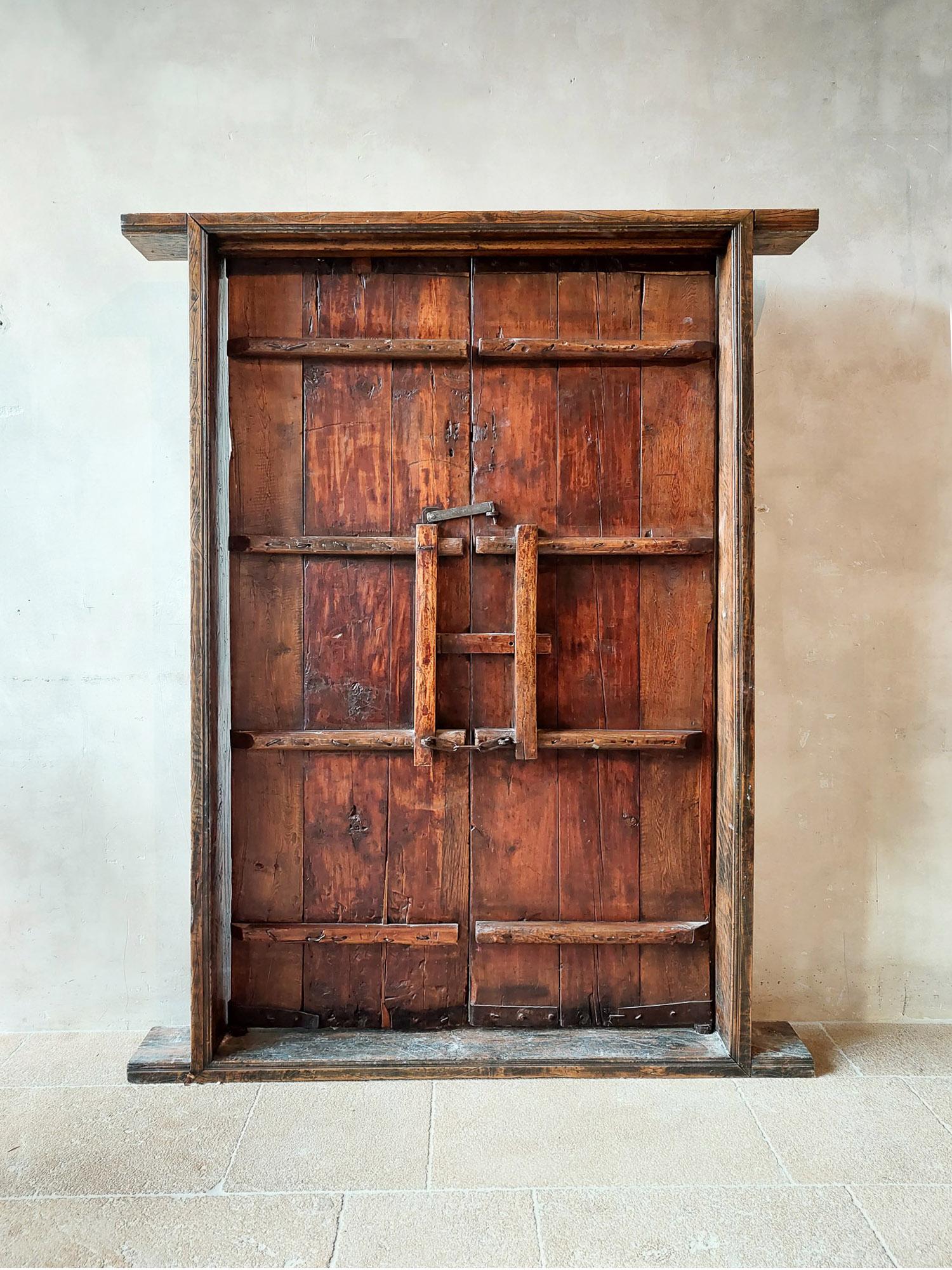 Pair of 17th Century Spanish Cortijo Wooden Doors with Door Frame 2