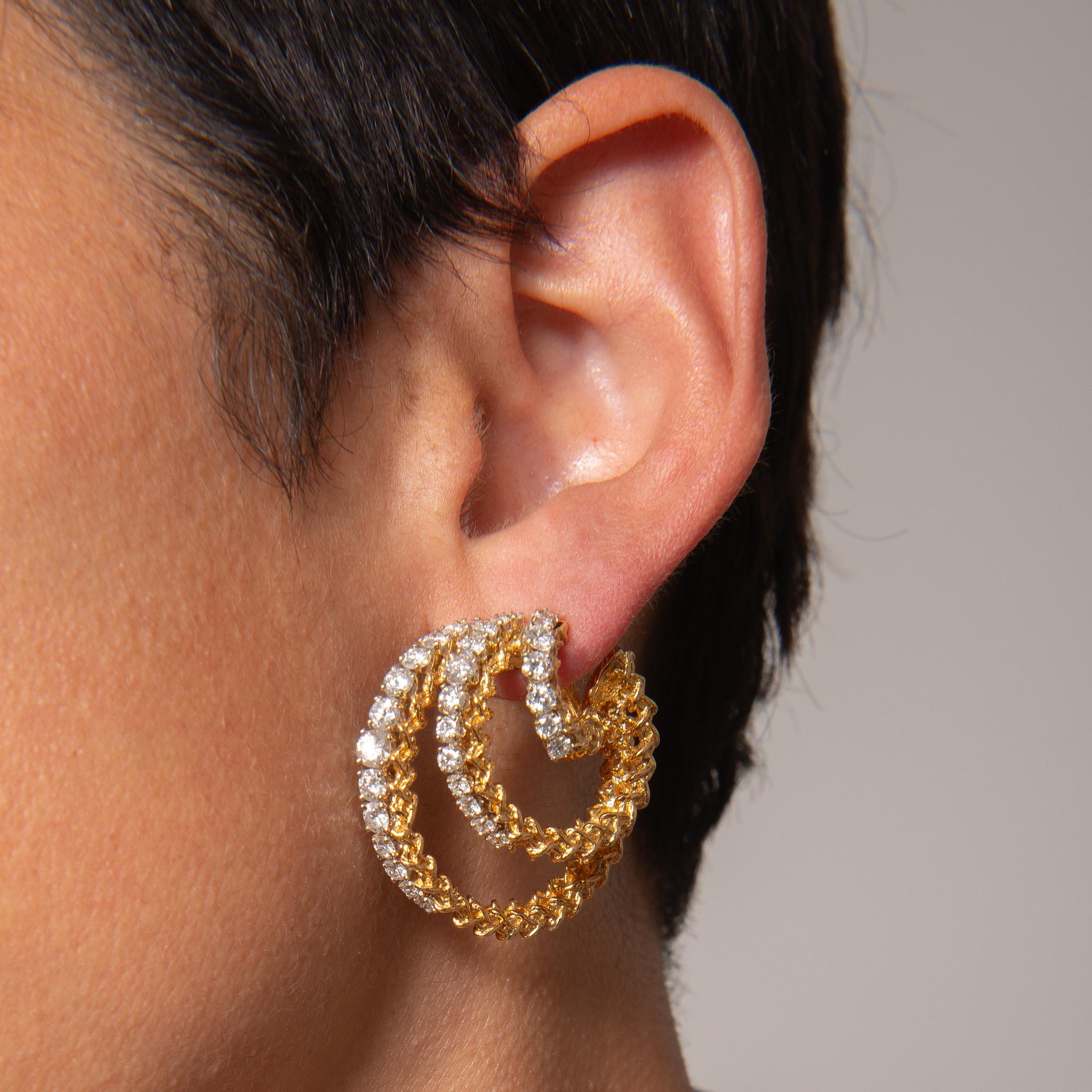 A Pair of 18 Carat Gold Triple Hoop Earrings 2