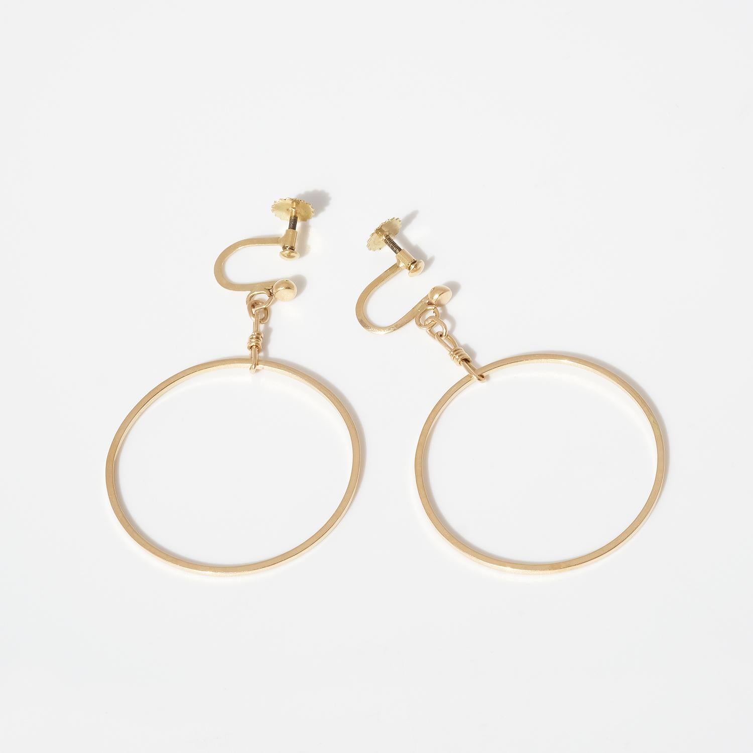 Pair of 18 K Gold Earrings Made in 1956, Swedish In Good Condition In Stockholm, SE