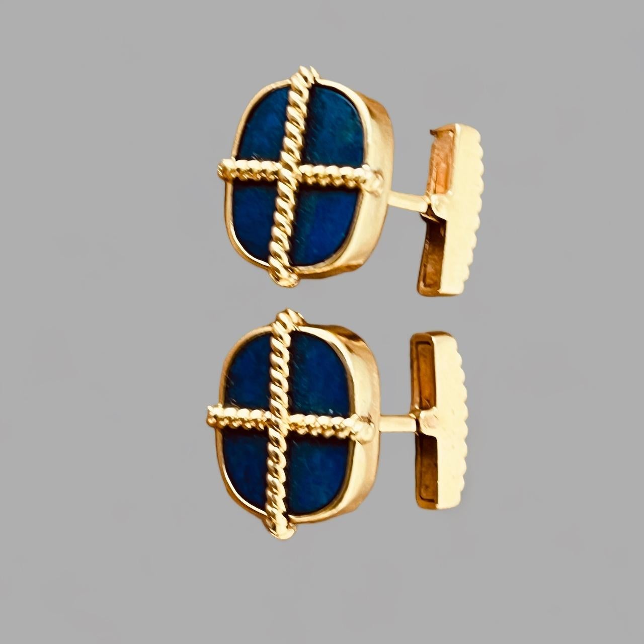 A Pair of 18ct Yellow Gold and Lapis Lazuli Cufflinks. Circa 1970's. For Sale 11