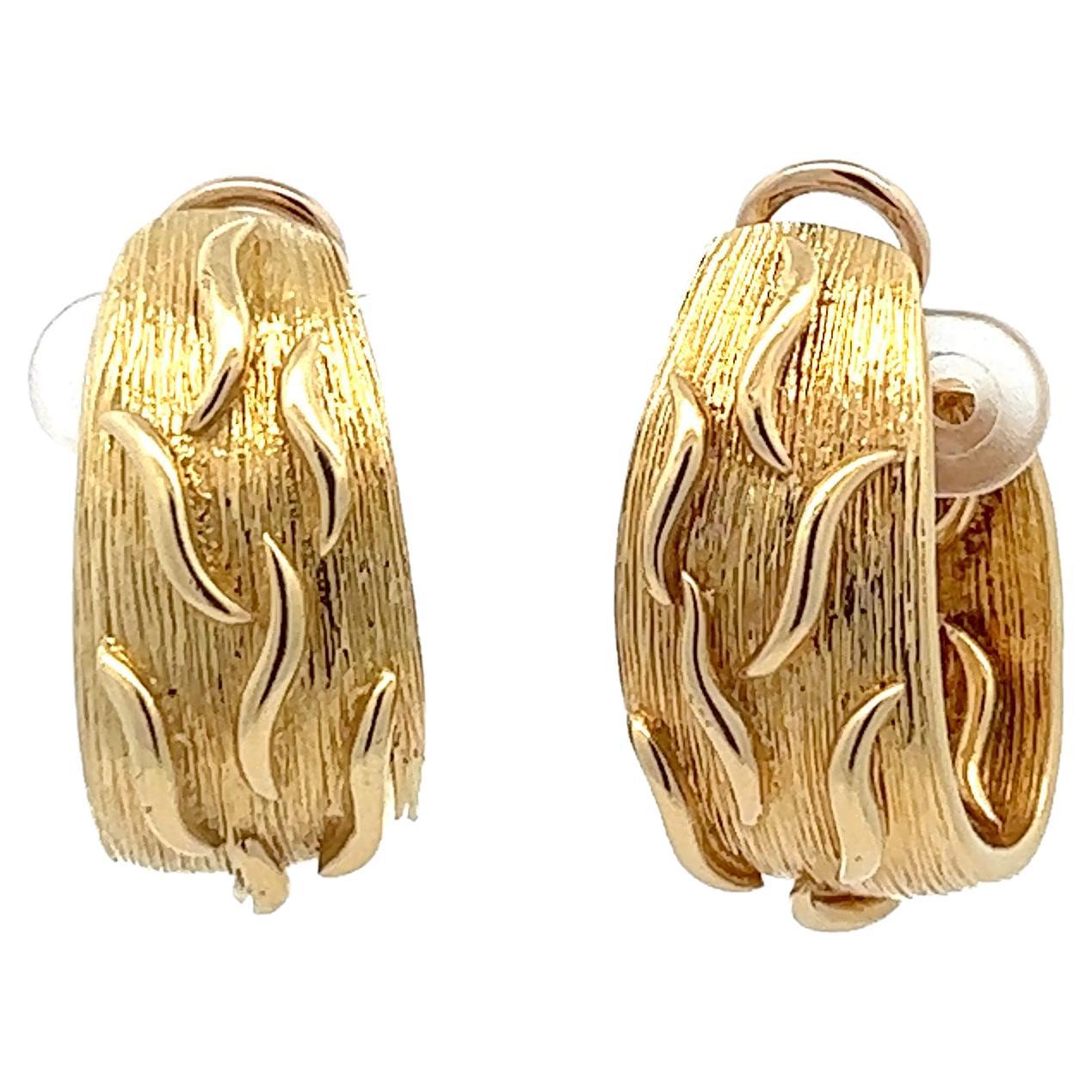 A pair of 18k yellow gold ear clips by Kutchinsky. For Sale