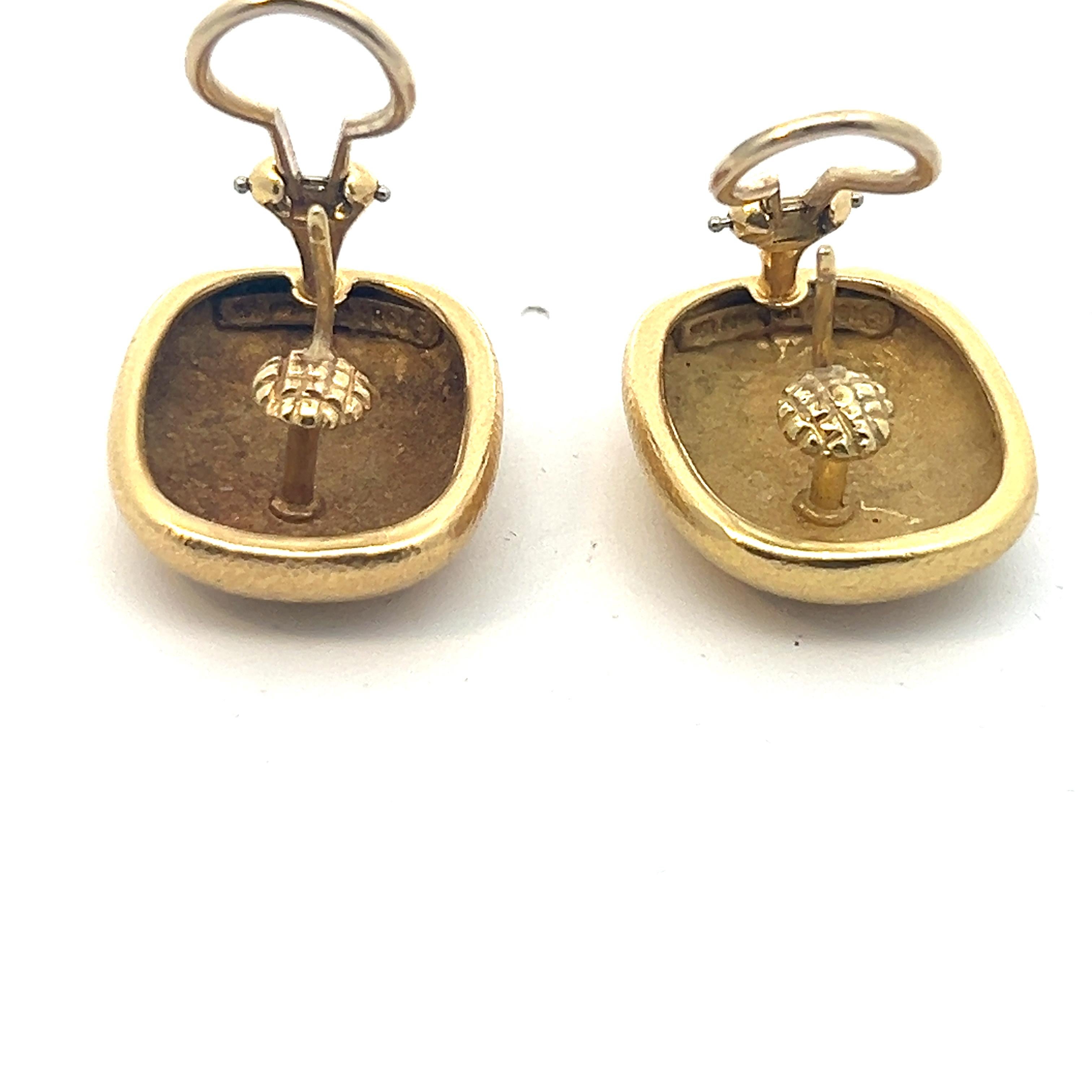 A pair of 18k yellow gold earrings by Tiffany and Co. For Sale at 1stDibs