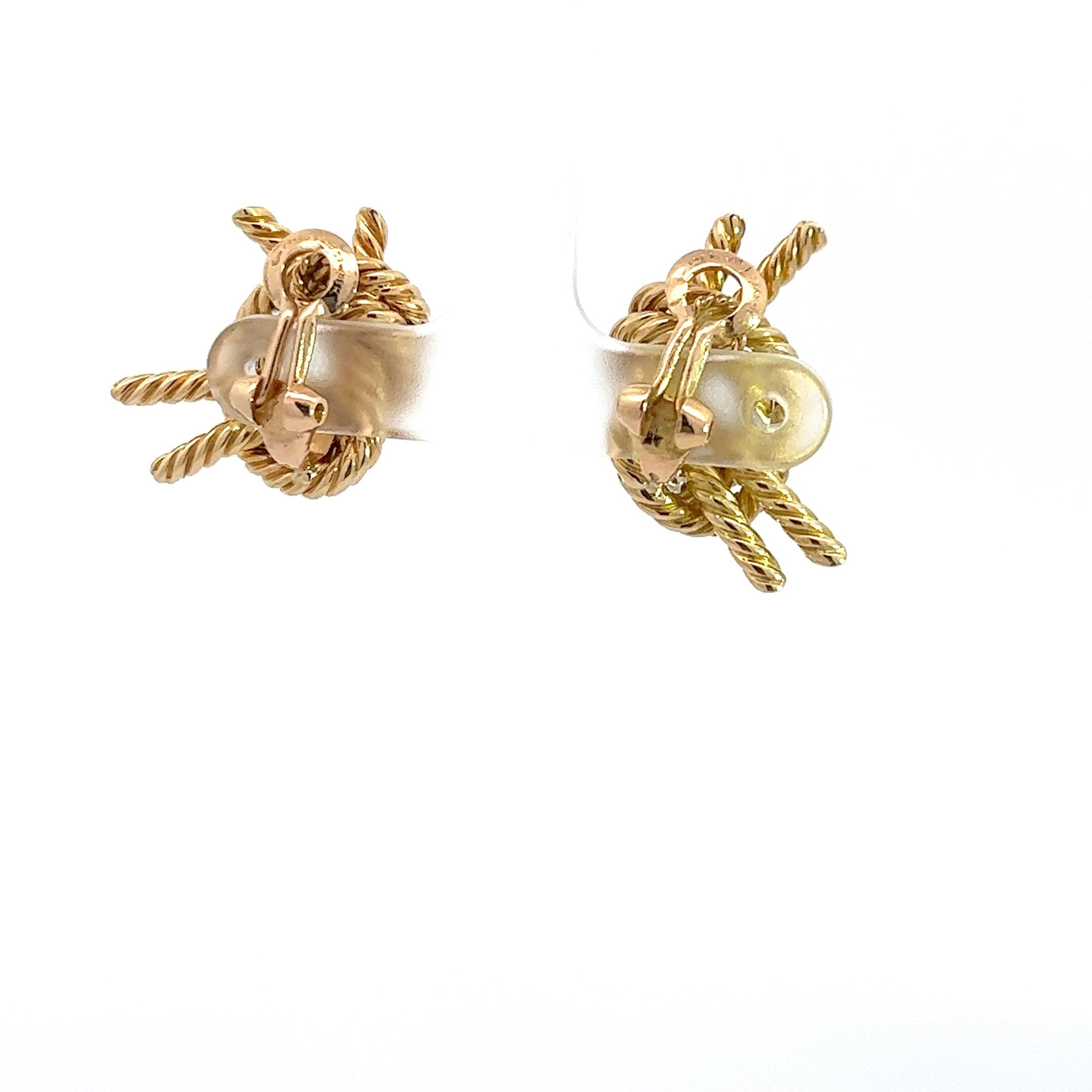 A pair of 18k yellow gold knot ear clips by Georges L'enfant for Hermès In Good Condition In KERKRADE, NL