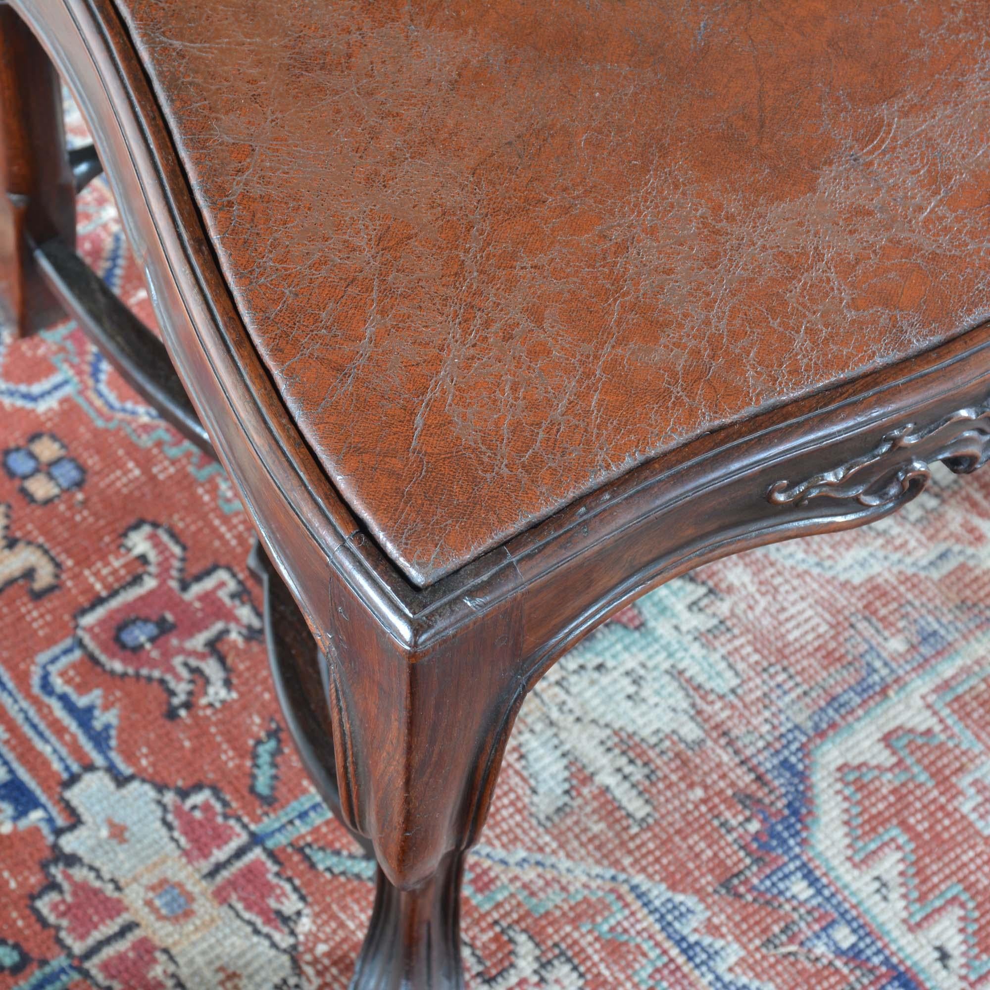Paire de chaises d'appoint en bois de rose à haut dossier, de style ancien portugais, du 18e siècle en vente 6