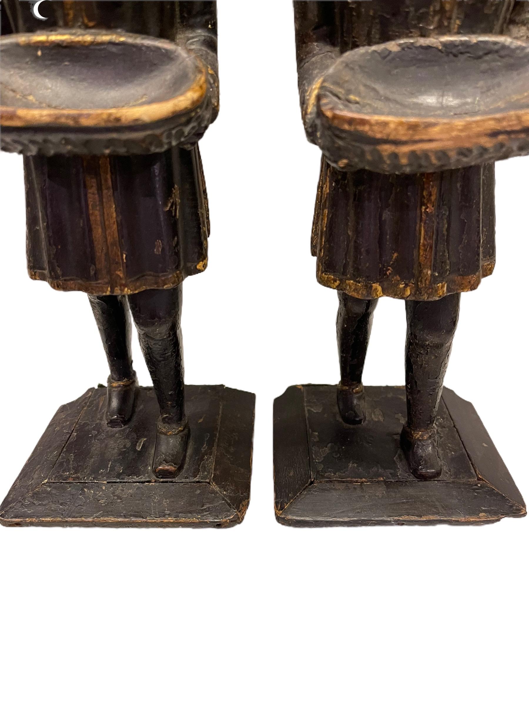 A Pair of 18th Century English Chinoiserie Carved Wood Ring Holders  7