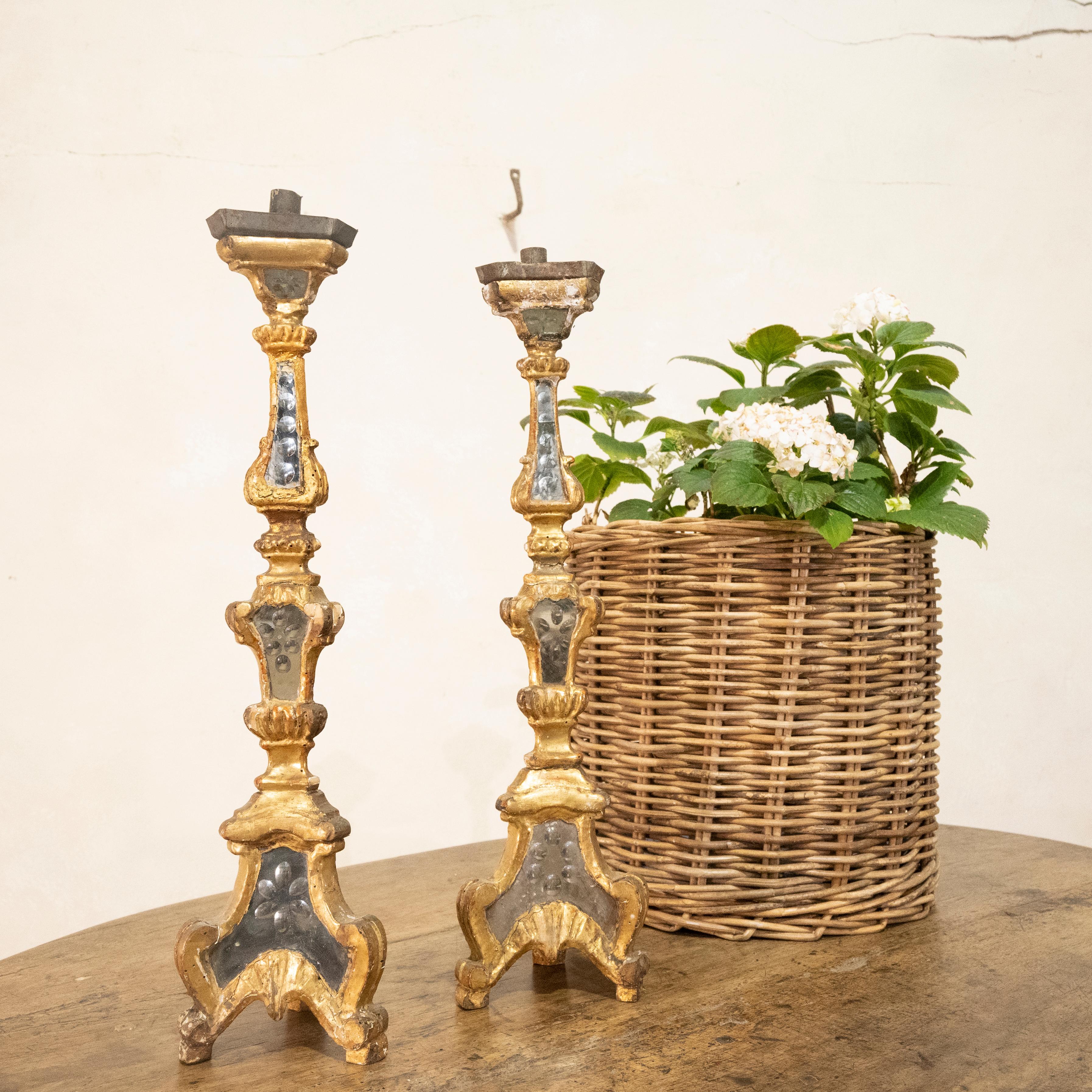 Pair of 18th Century Gilded & Mirrored Glass Venetian Altar, Candlesticks In Good Condition For Sale In Basingstoke, Hampshire