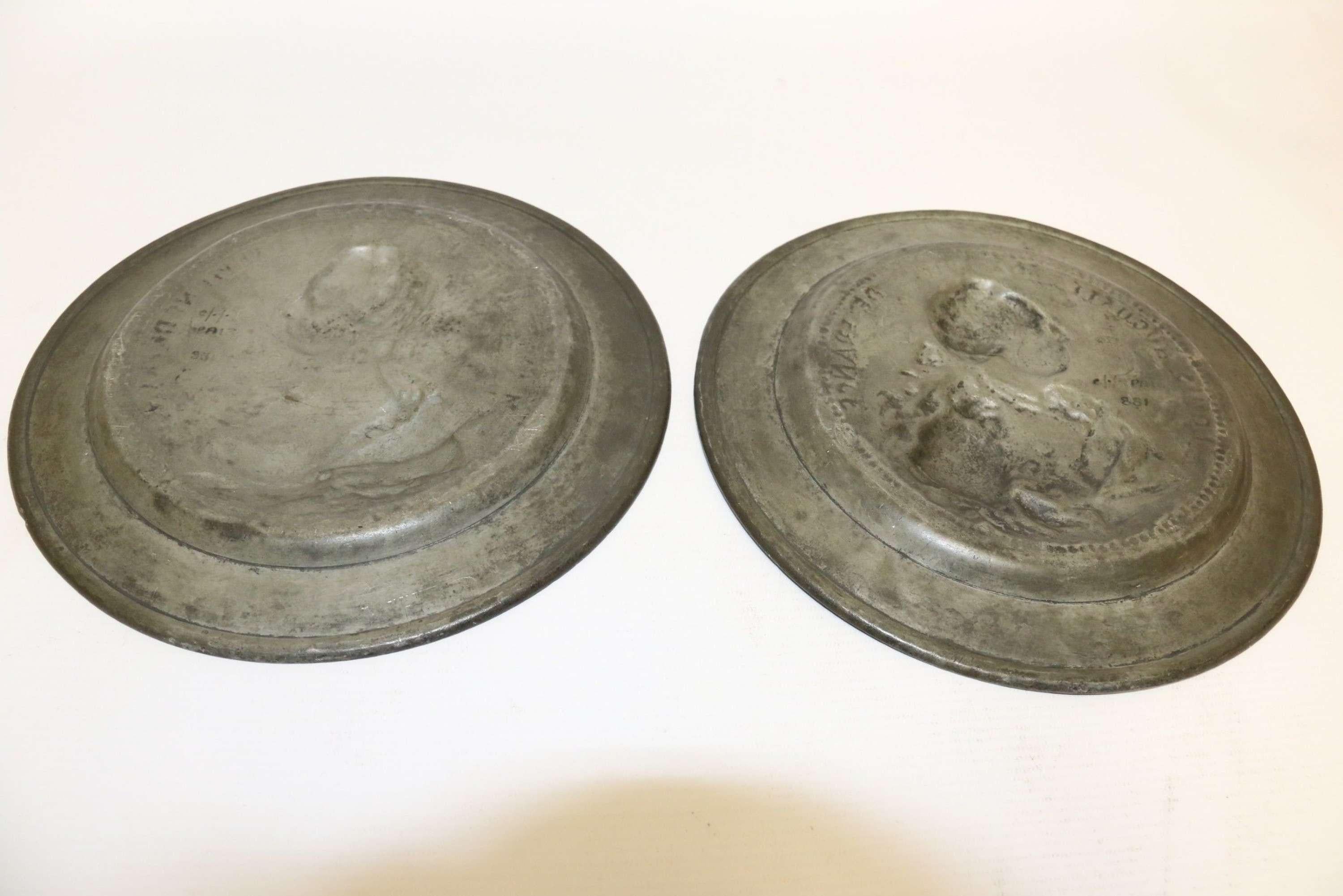 French Pair of 18th Century Louis XVI & Marie Antoinette Commemorative Pewter Plates For Sale