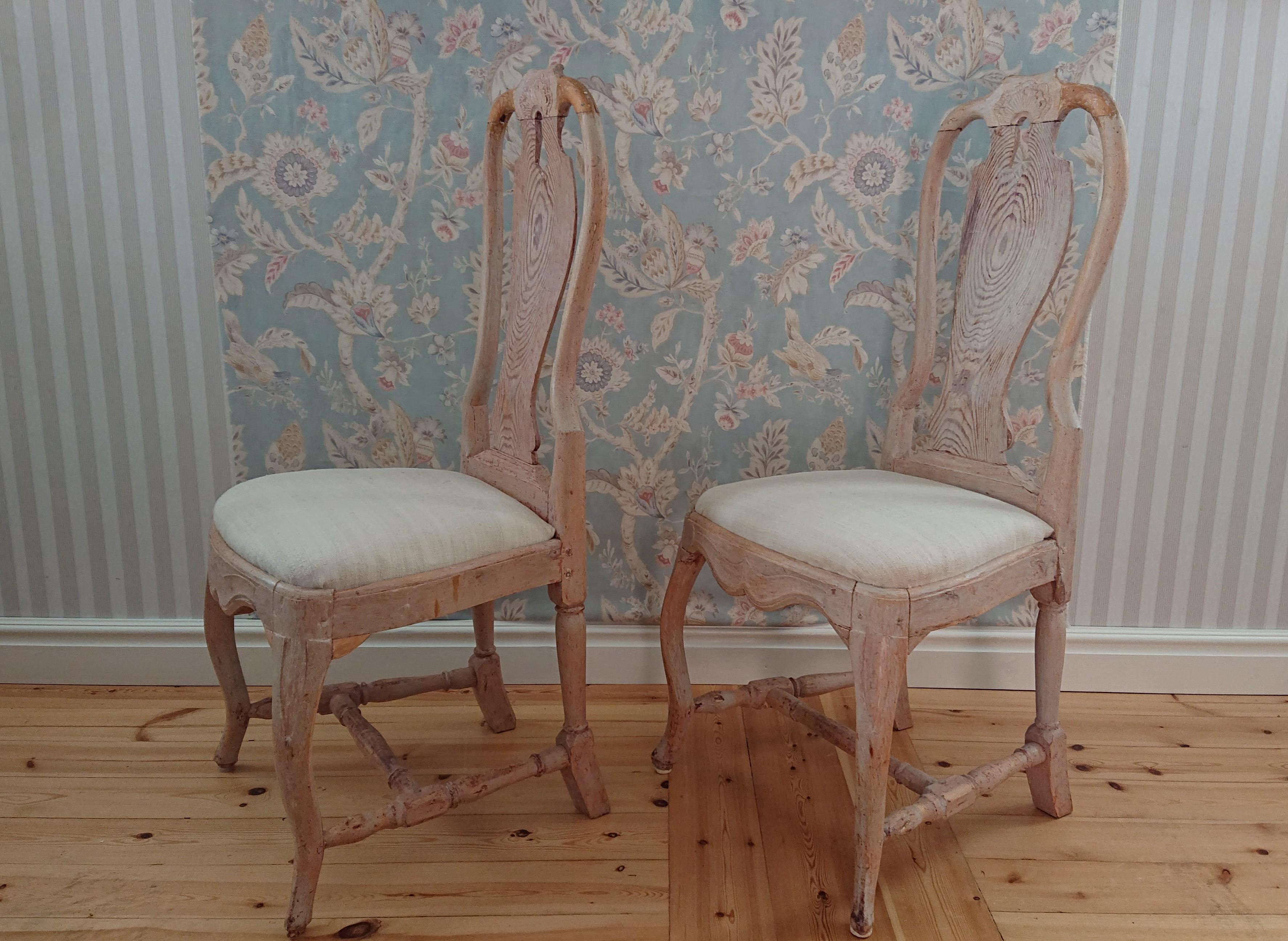 Pair of 18th Century Swedish Rococo Chairs Originalpaint 1
