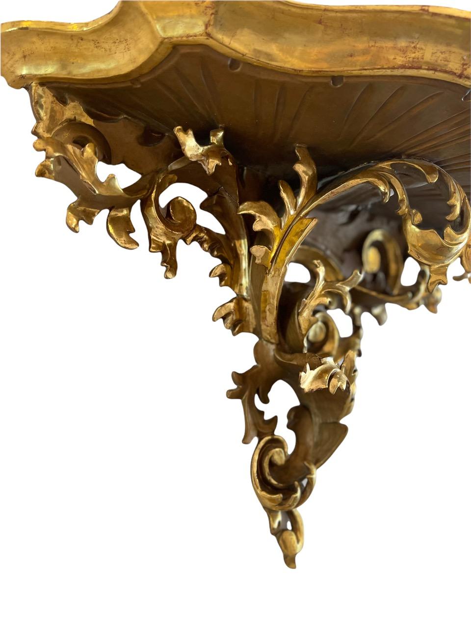 Gold Leaf Pair of 18th Century Venetian Rococo Wall Shelves For Sale