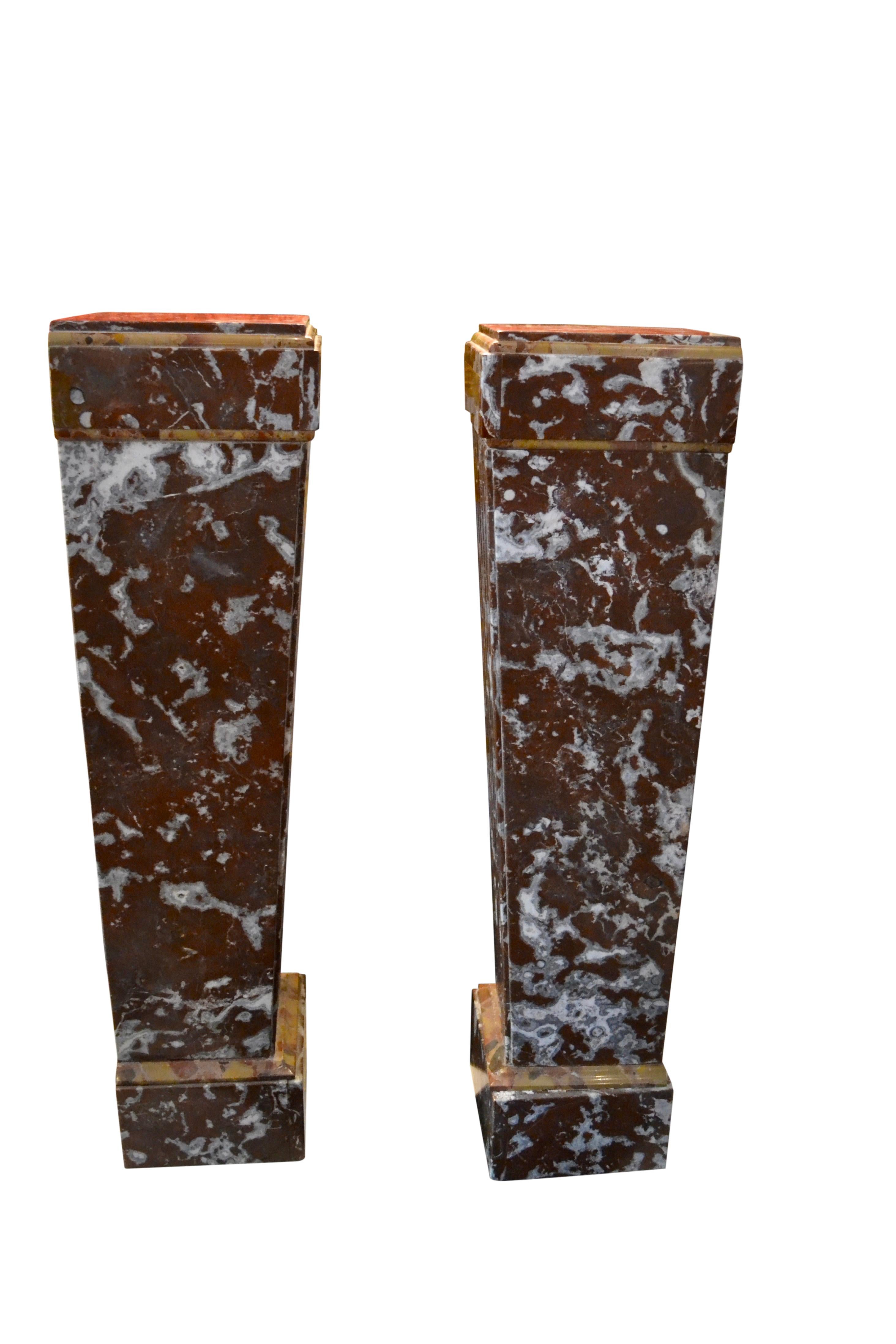 Hand-Carved Pair of 19 Century Burgundy and White Marble Tapering Square Columns For Sale