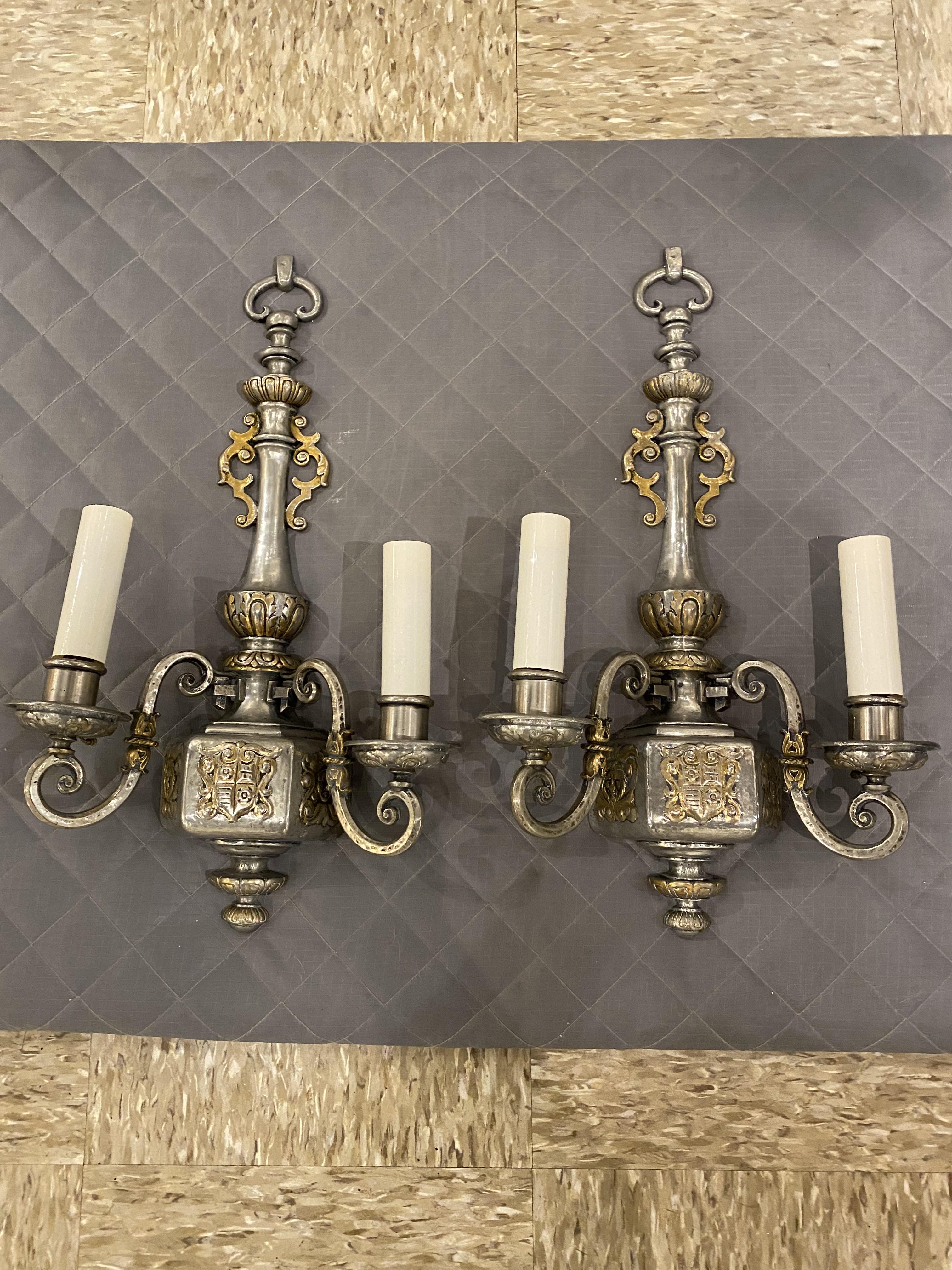 Inizio XX secolo Sconcese Caldwell del 1920 placcate in argento con ditalini dorati in vendita