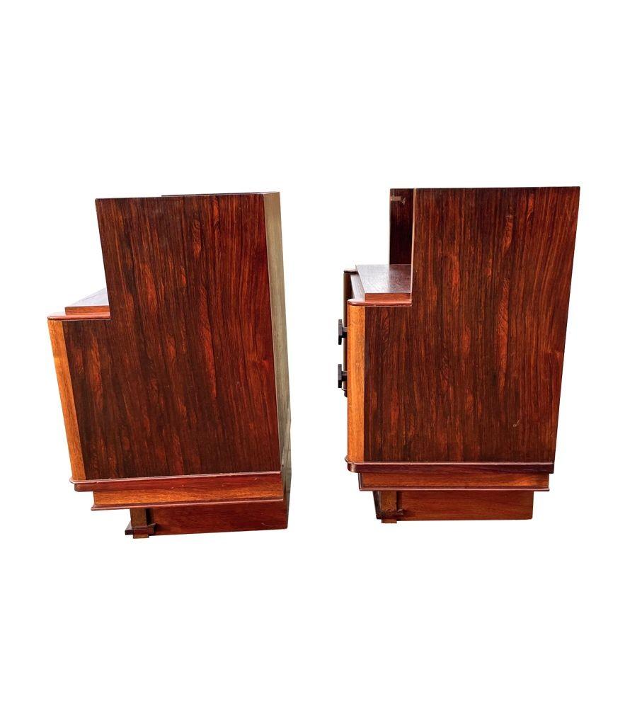 Pair of 1930s Art Deco Walnut Bedside Table with Marquetry Detail For Sale 4