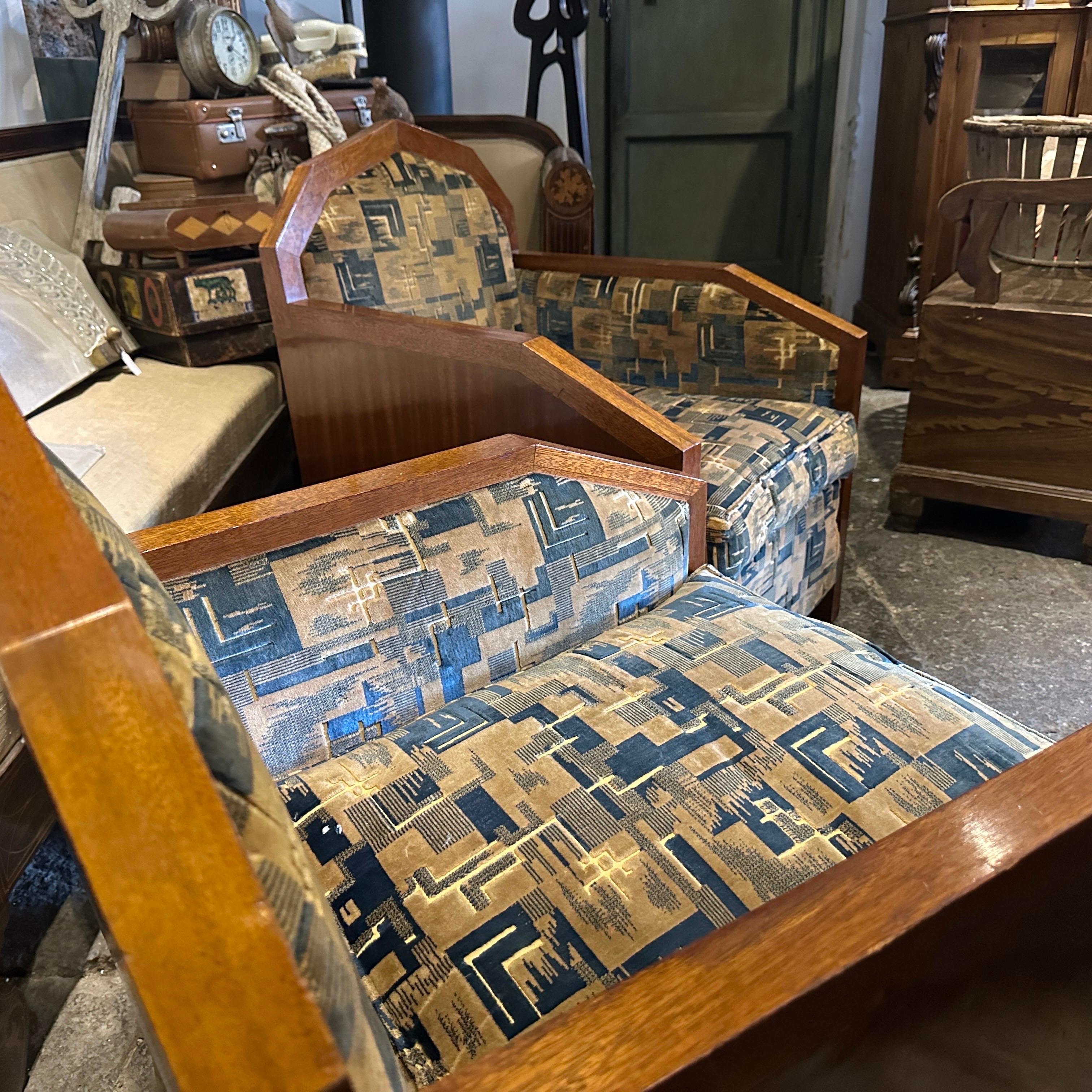 A Pair of 1930s Art Deco Wood and Original Velvet Fabric Italian Armchairs en venta 7