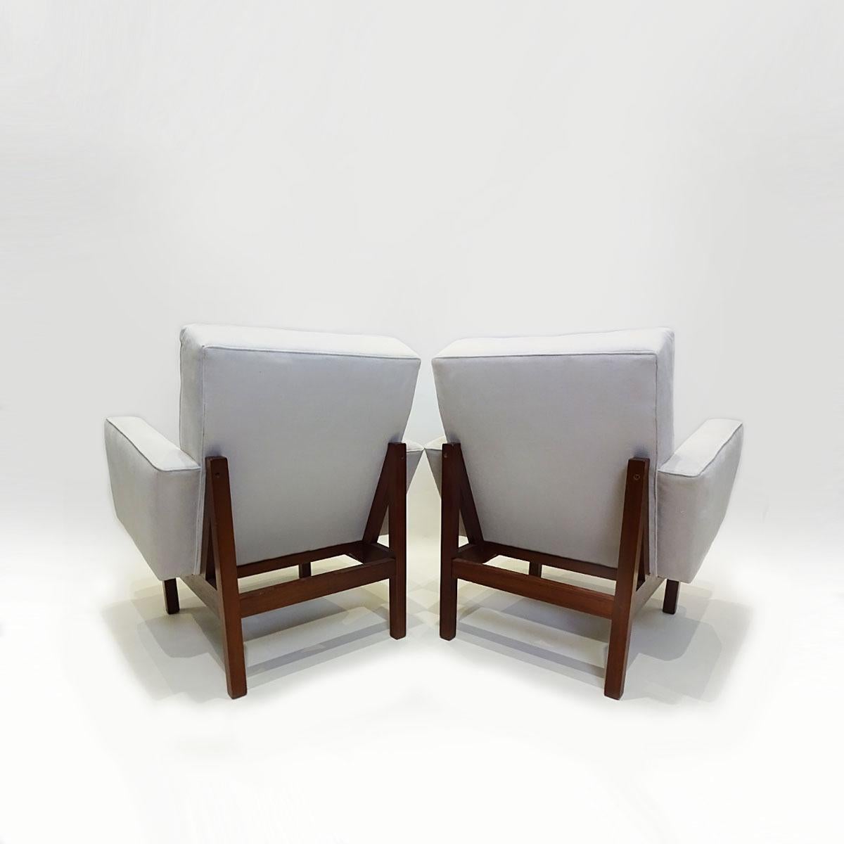 American Pair of 1940s Easy Chairs Attributed to Florence Knoll