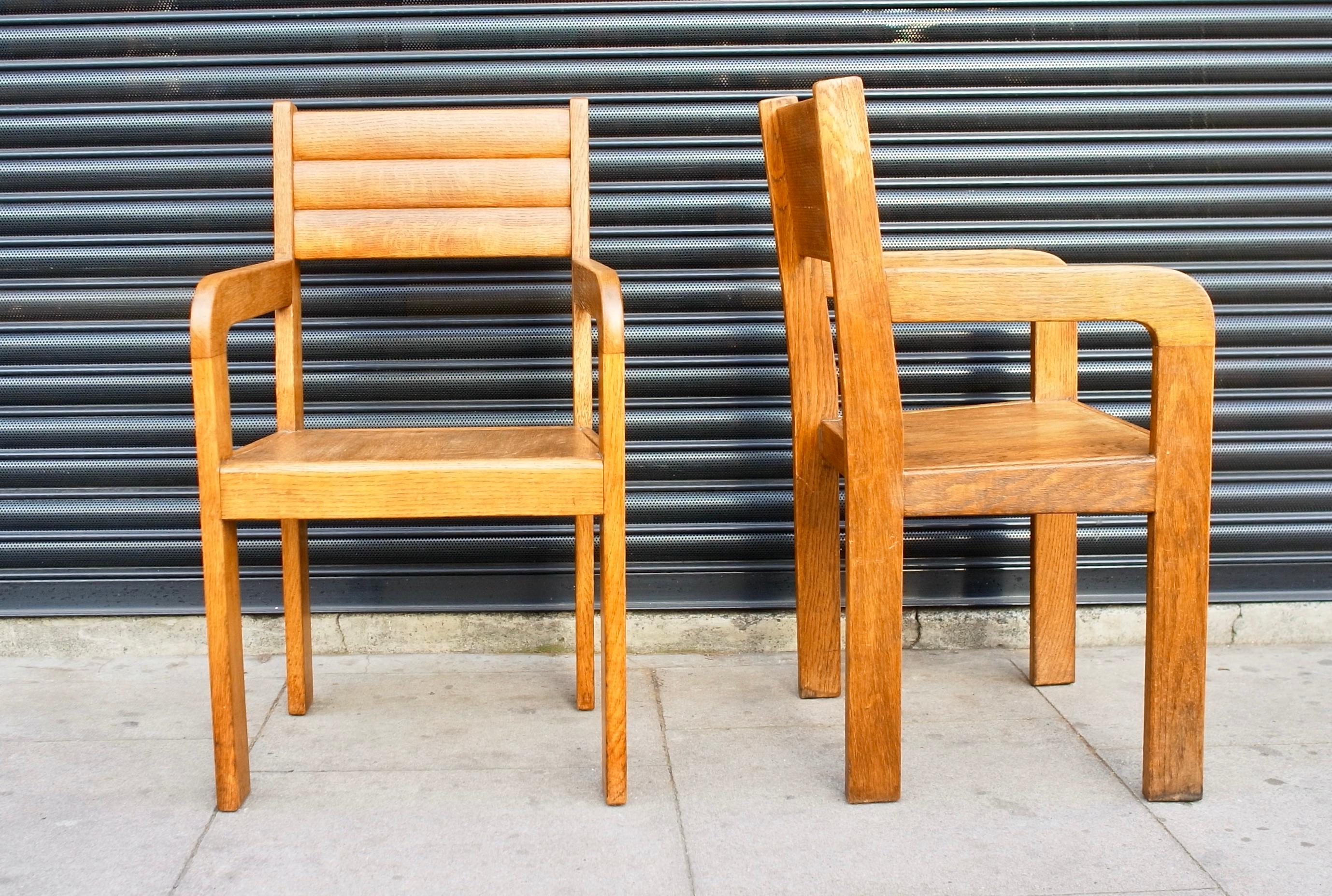 Pair of 1940s Handmade English Oak Vintage Carver/Side Chairs For Sale 7
