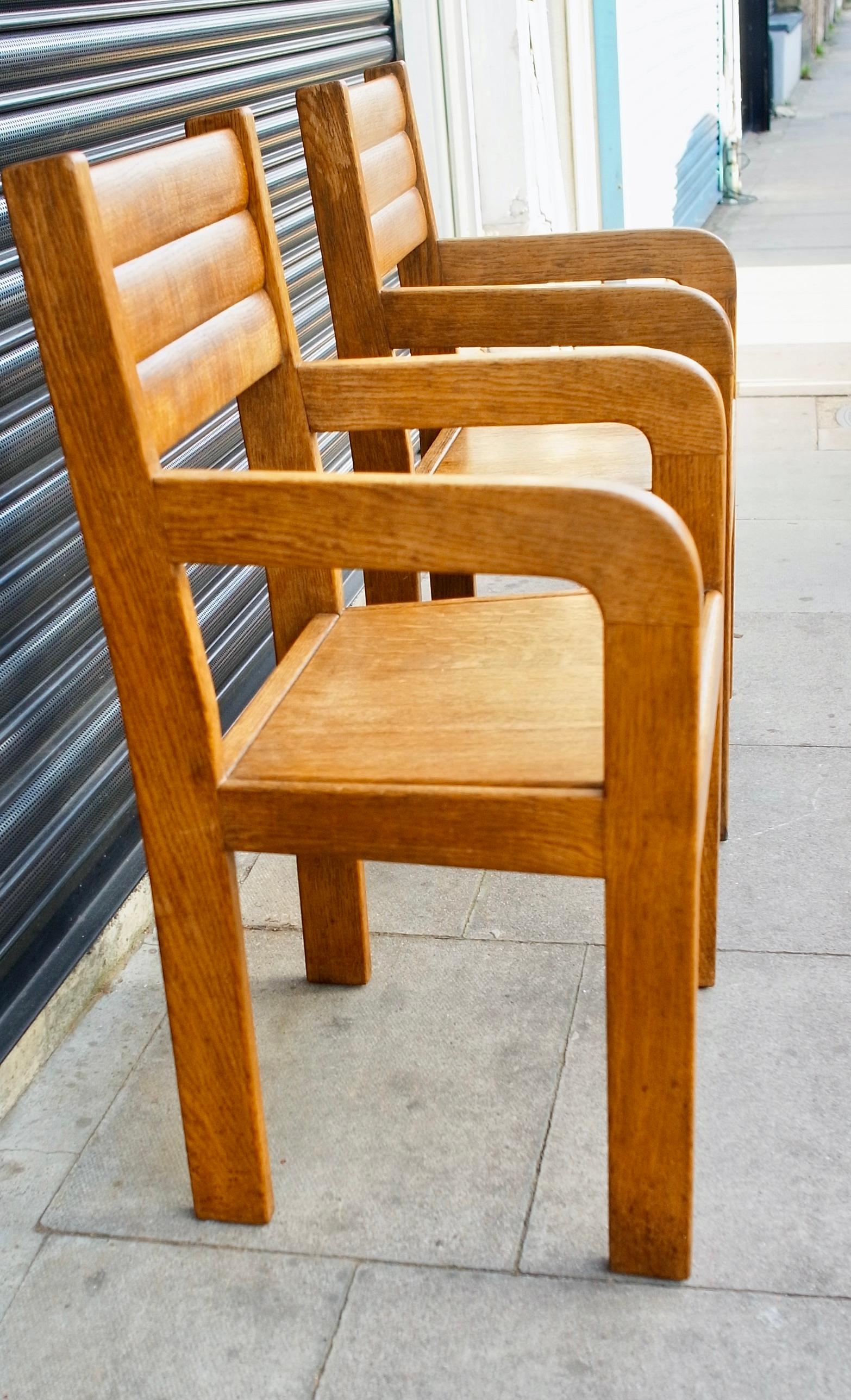 Pair of 1940s Handmade English Oak Vintage Carver/Side Chairs For Sale 3