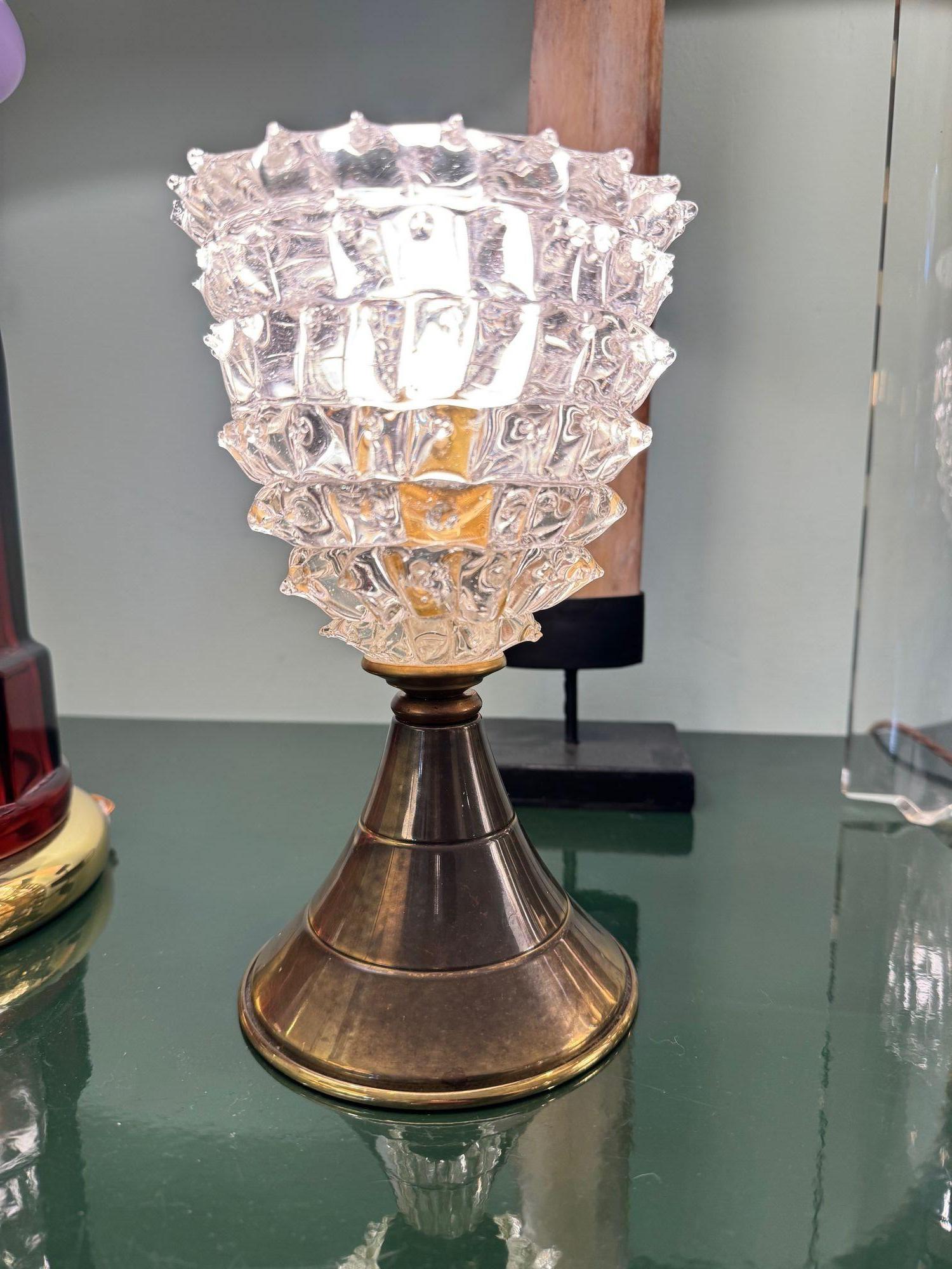 Coppia di lampade in ottone e vetro di Barovier&Toso degli anni '50 in vendita 4