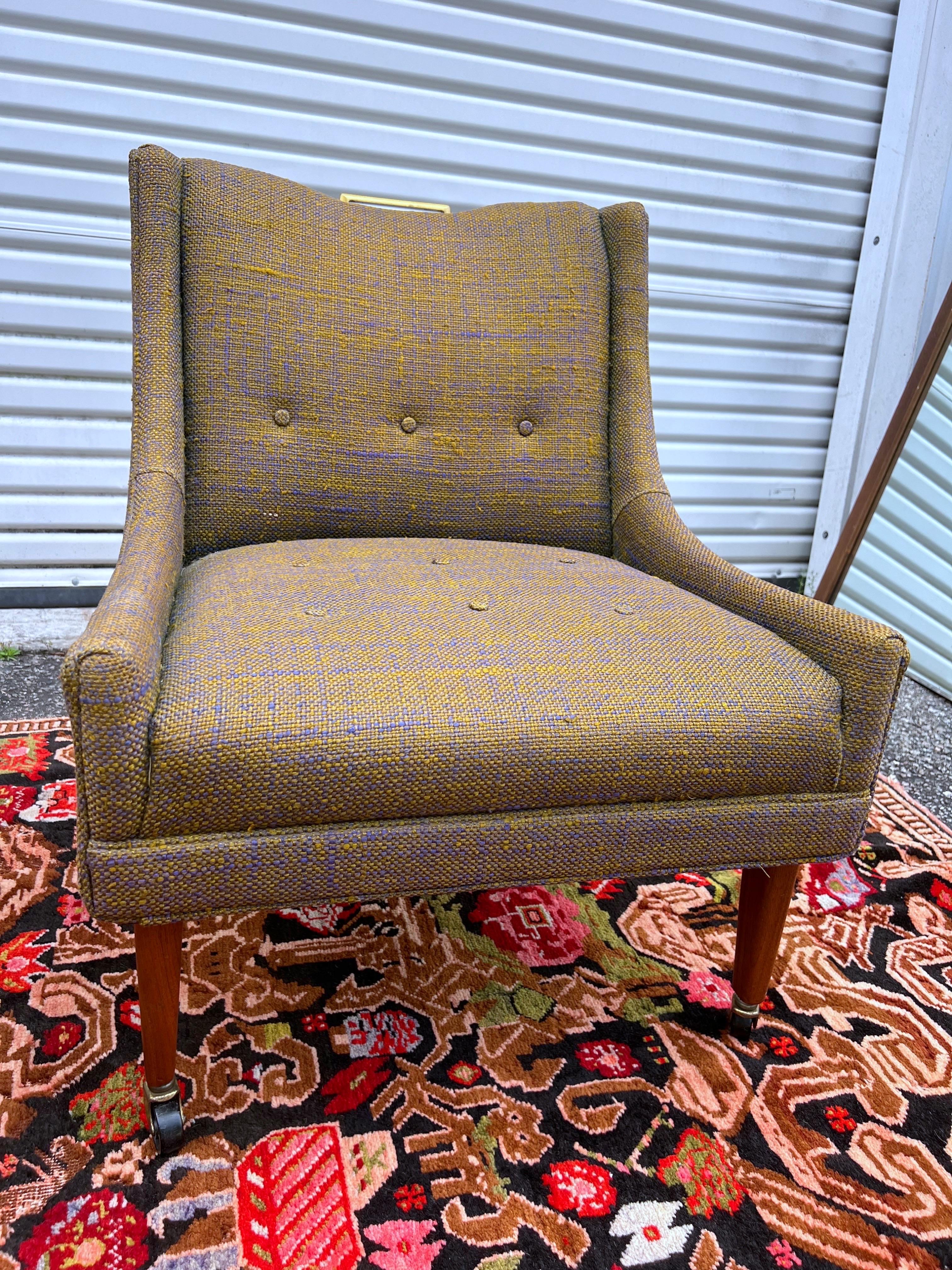 Ein Paar Dunbar Attributed Slipper Chairs aus den 1950er Jahren  im Angebot 11