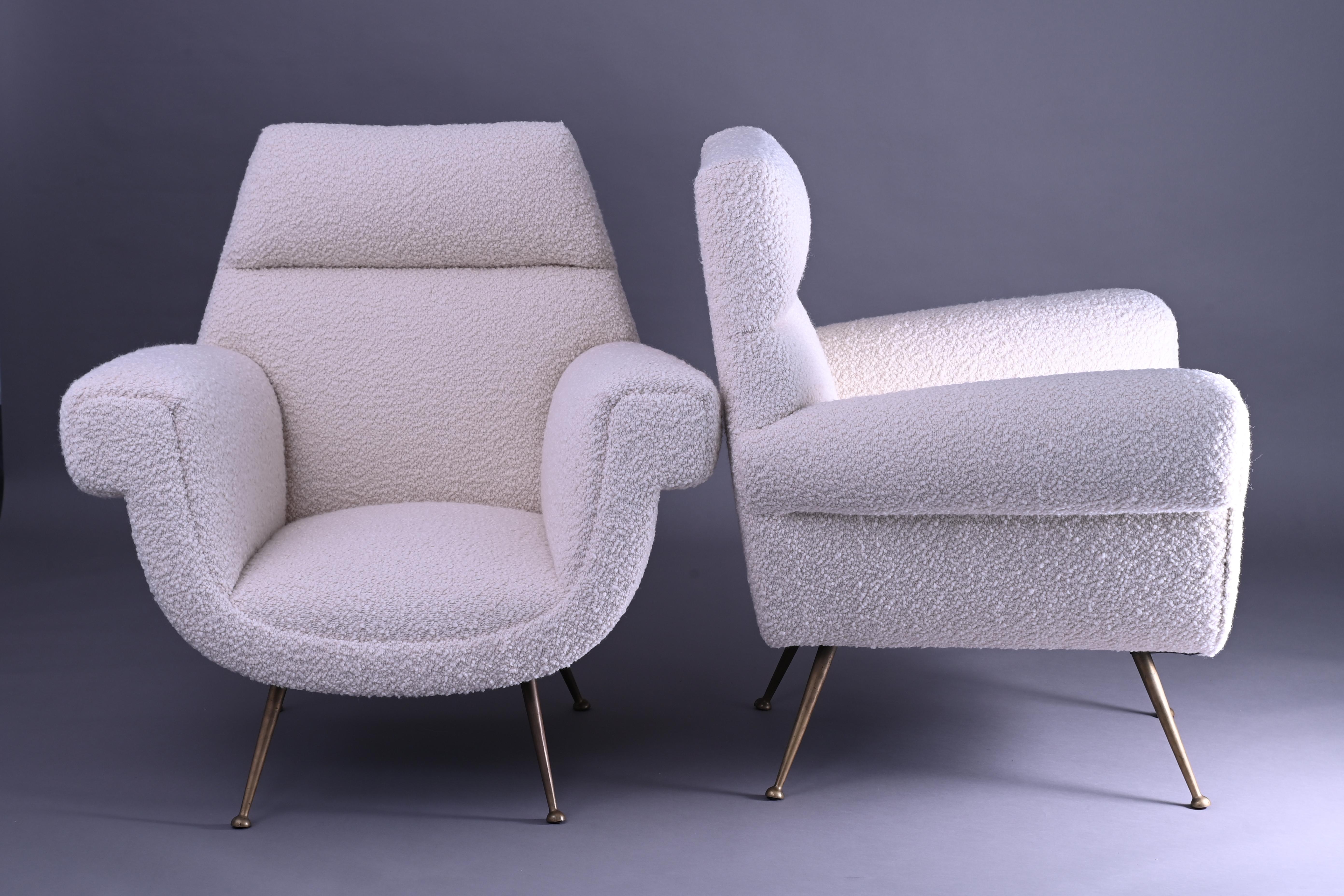 Paire de fauteuils italiens des années 1950 par Gigi Radice Excellent état - En vente à Nantwich, GB