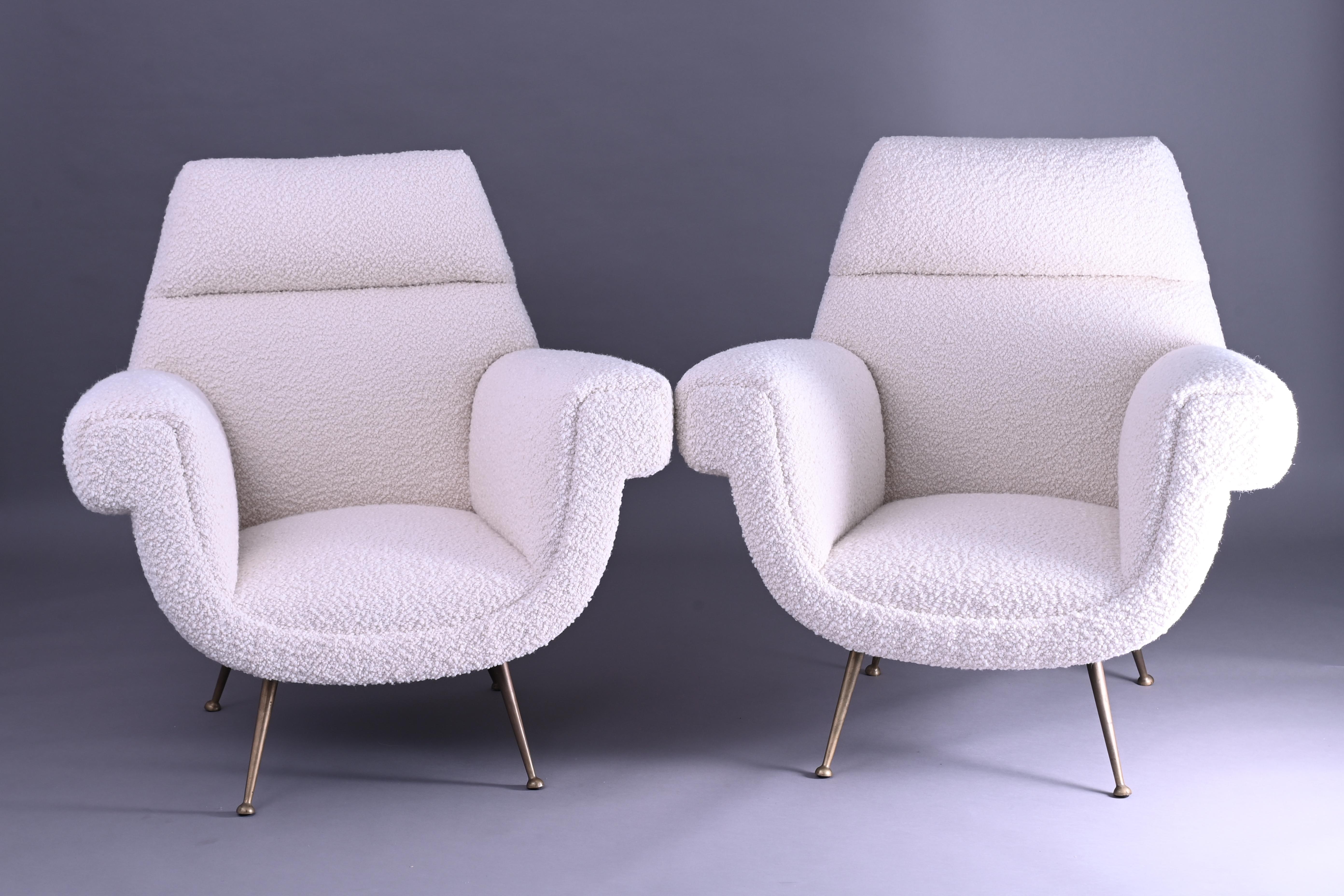 20ième siècle Paire de fauteuils italiens des années 1950 par Gigi Radice en vente