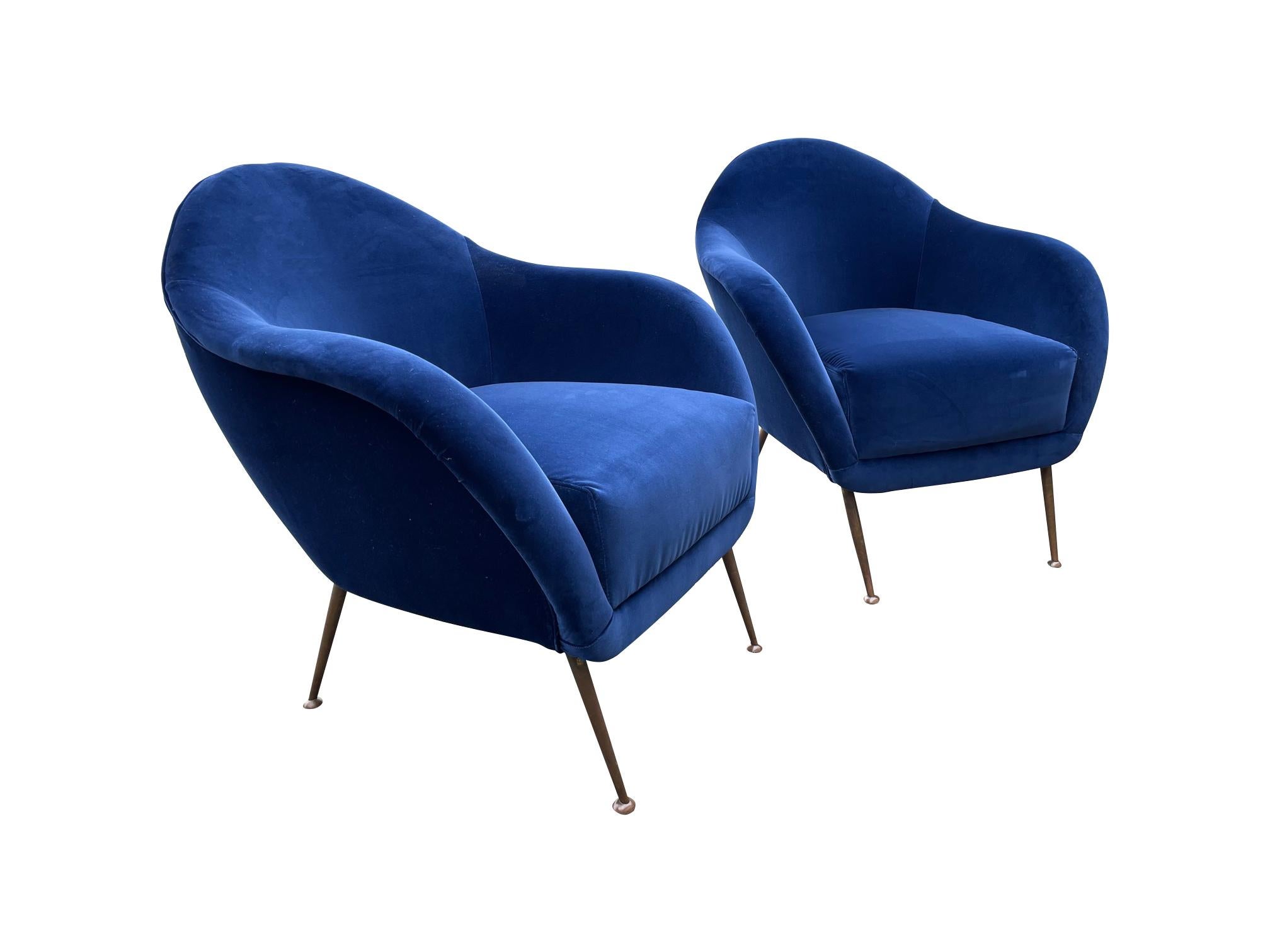 Pair of 1950s Italian Armchairs with Matching Ottomans Reupholstered in Velvet 2