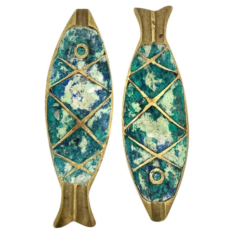 Coppia di posacenere a forma di pesce in malachite e ottone degli anni
50 di Pepe Mendoza